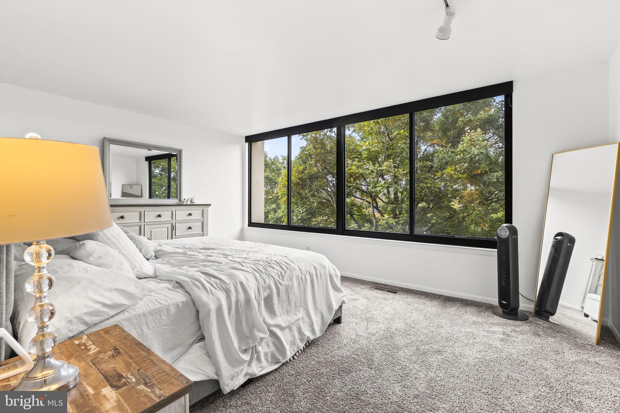 CONCORD MEWS - Residential Lease