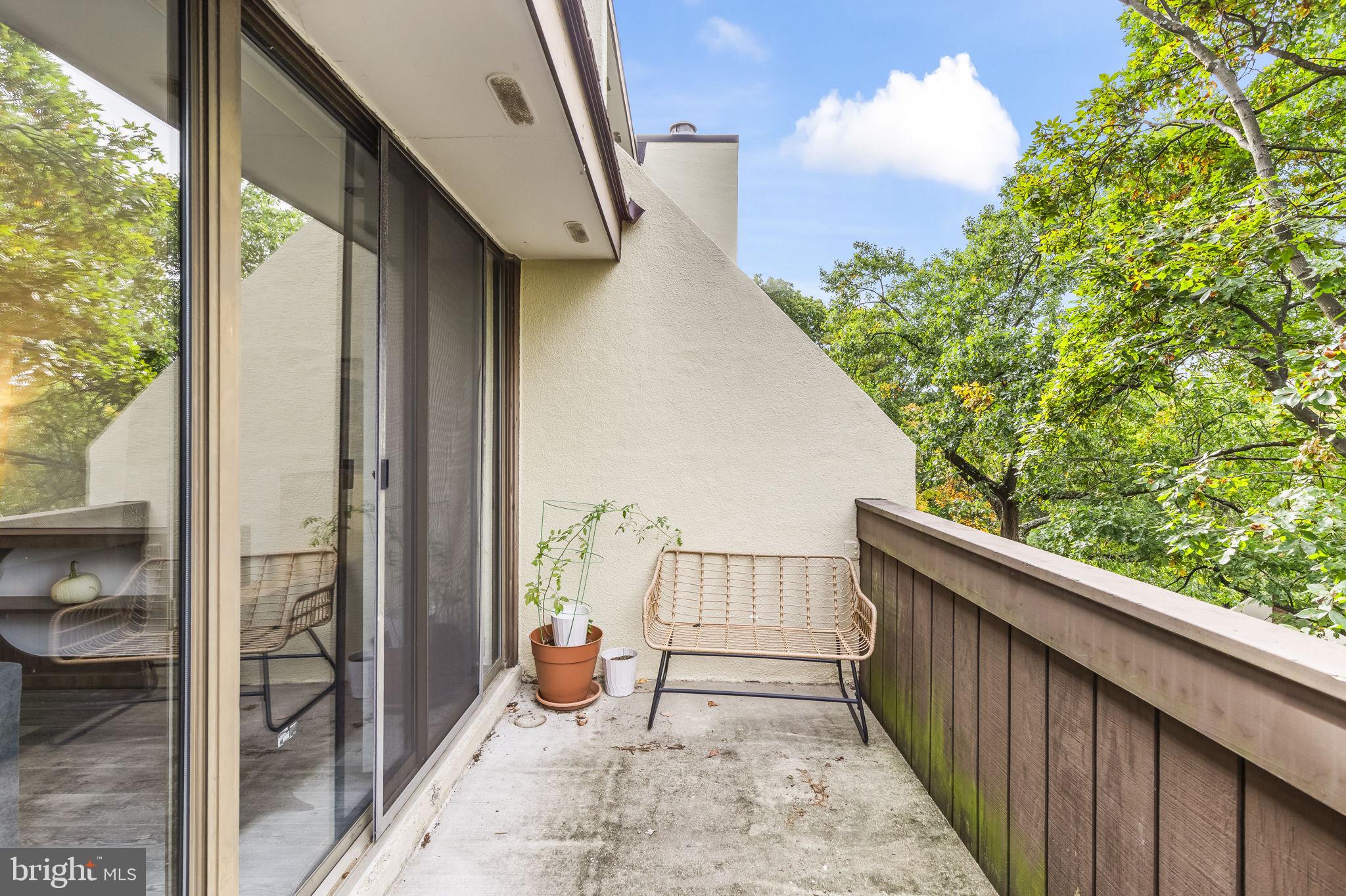 CONCORD MEWS - Residential Lease