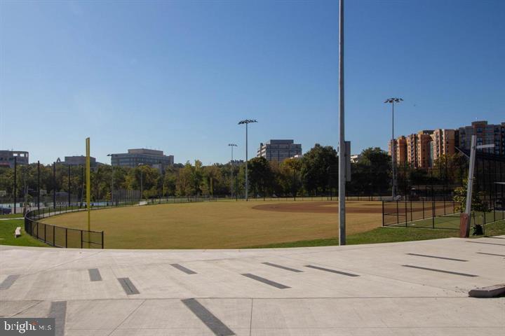 CONCORD MEWS - Residential Lease