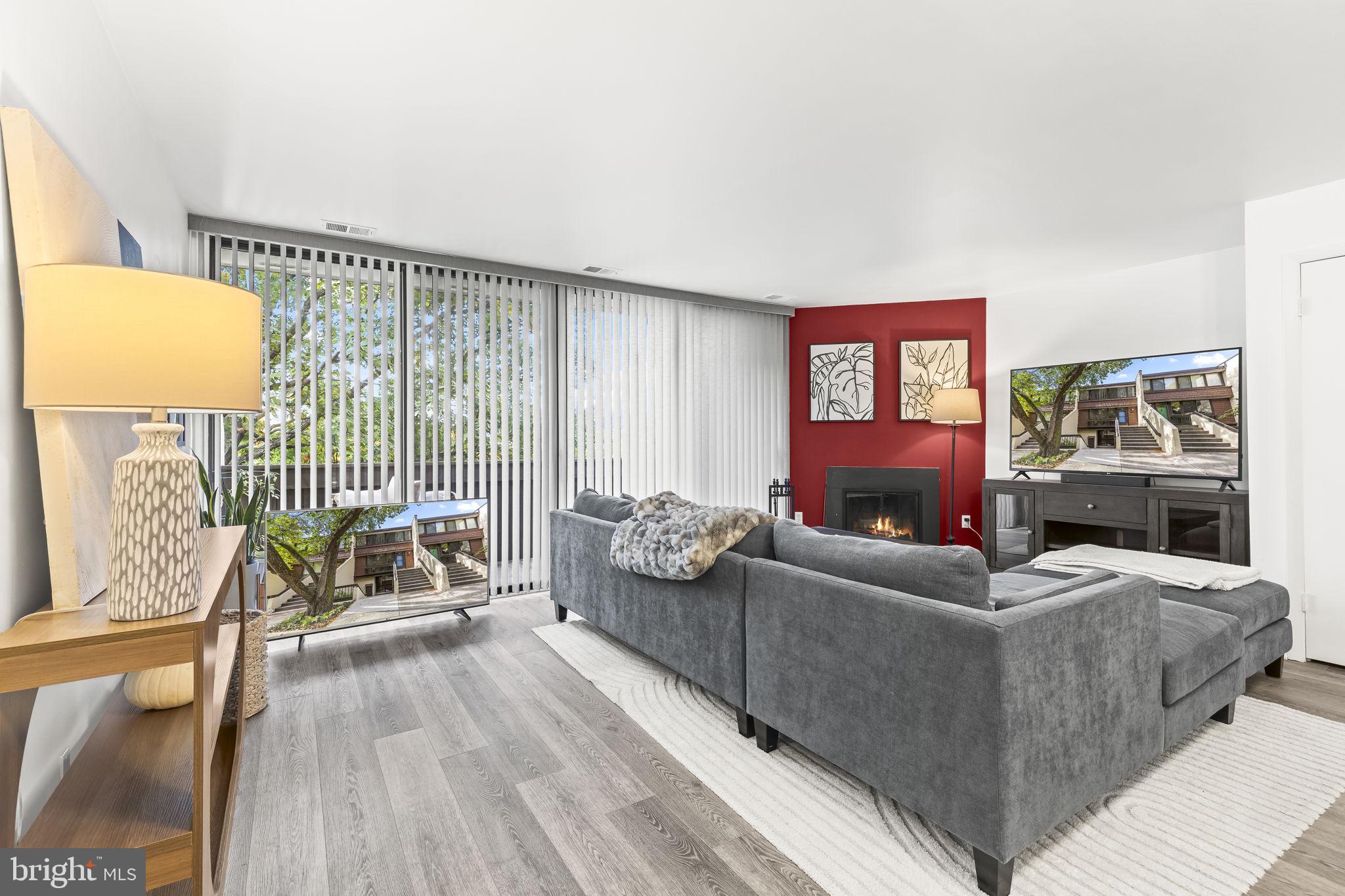 CONCORD MEWS - Residential Lease