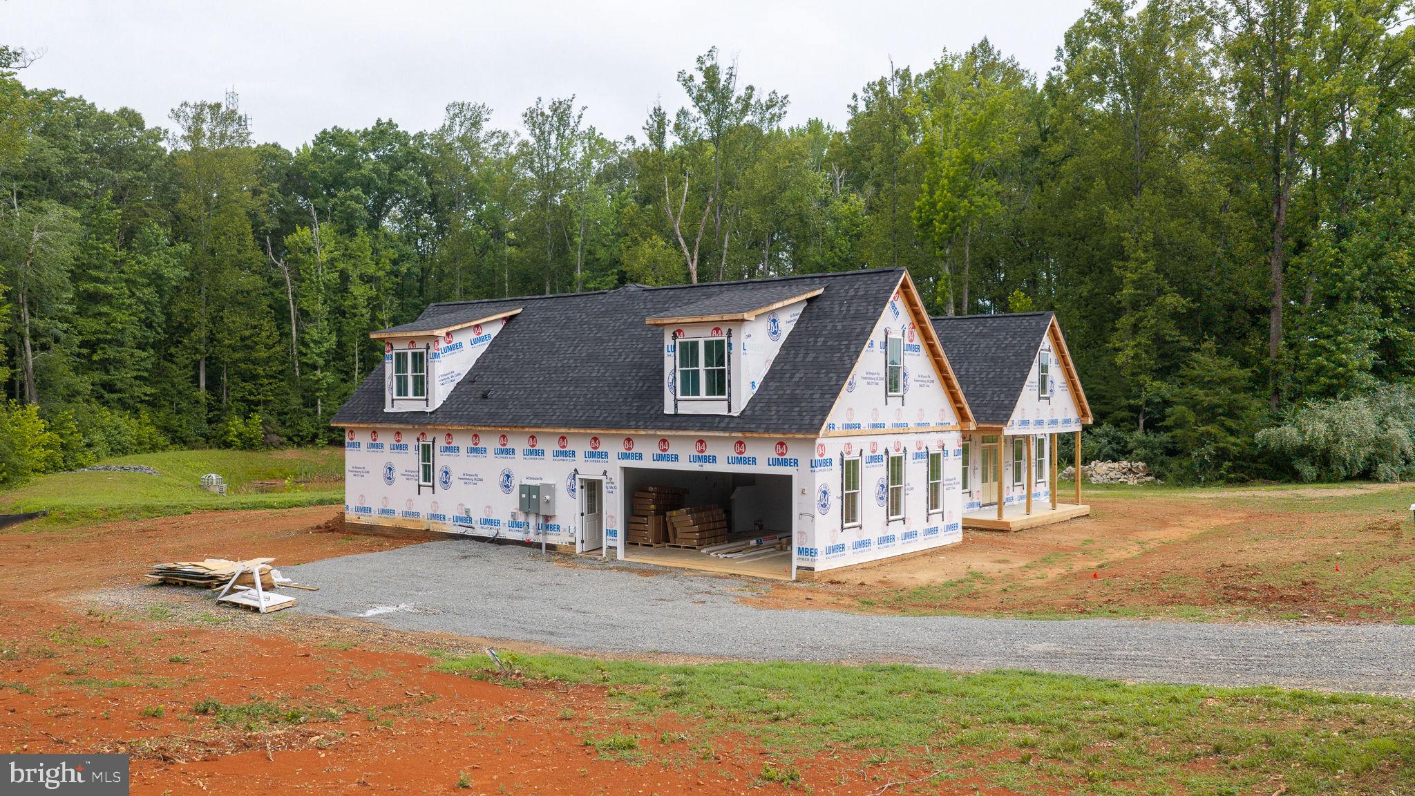 38 DAHLIA LANE