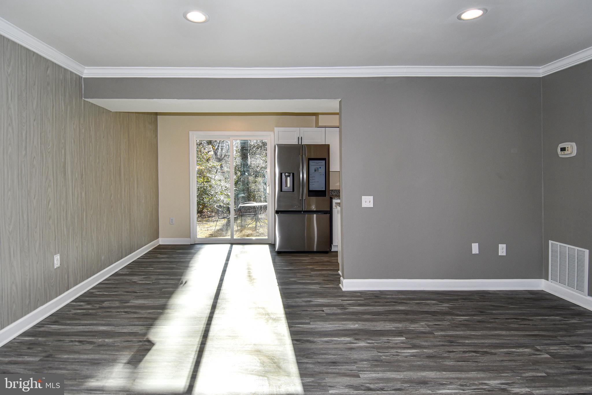 HUNTINGTON - Residential