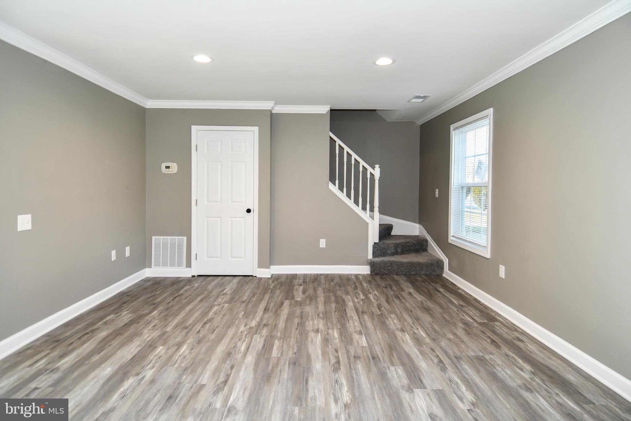 HUNTINGTON - Residential