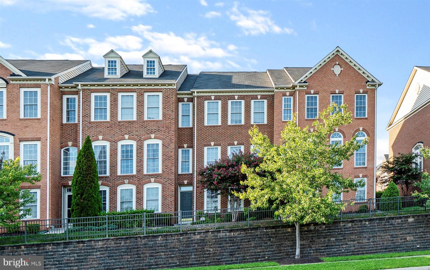 HONEYGO VILLAGE - Residential