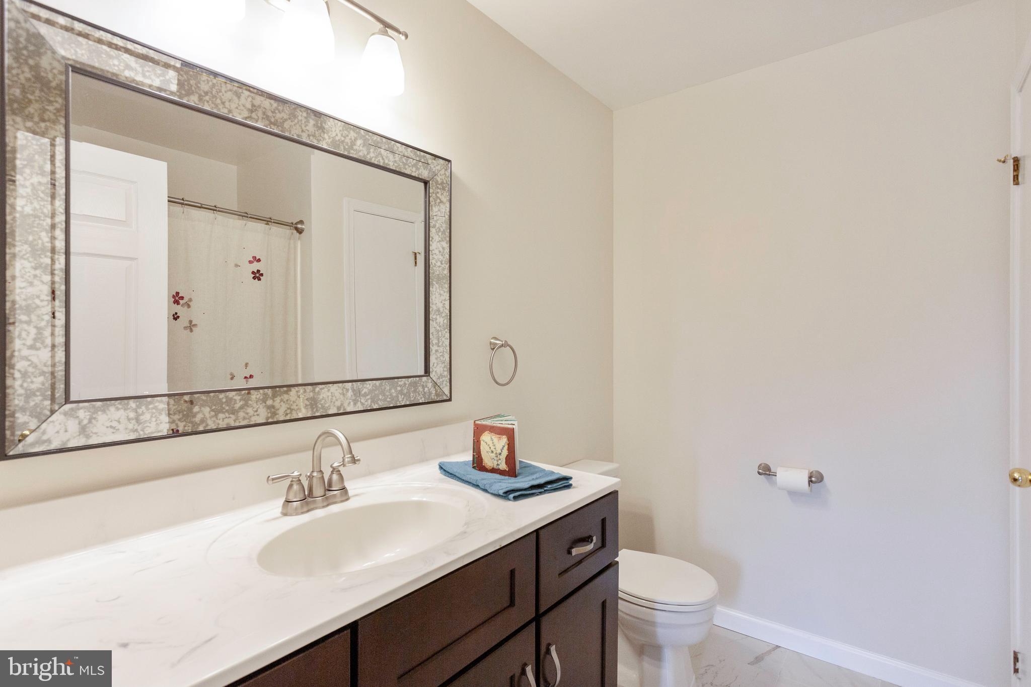 DAISY HILL ESTATES - Residential