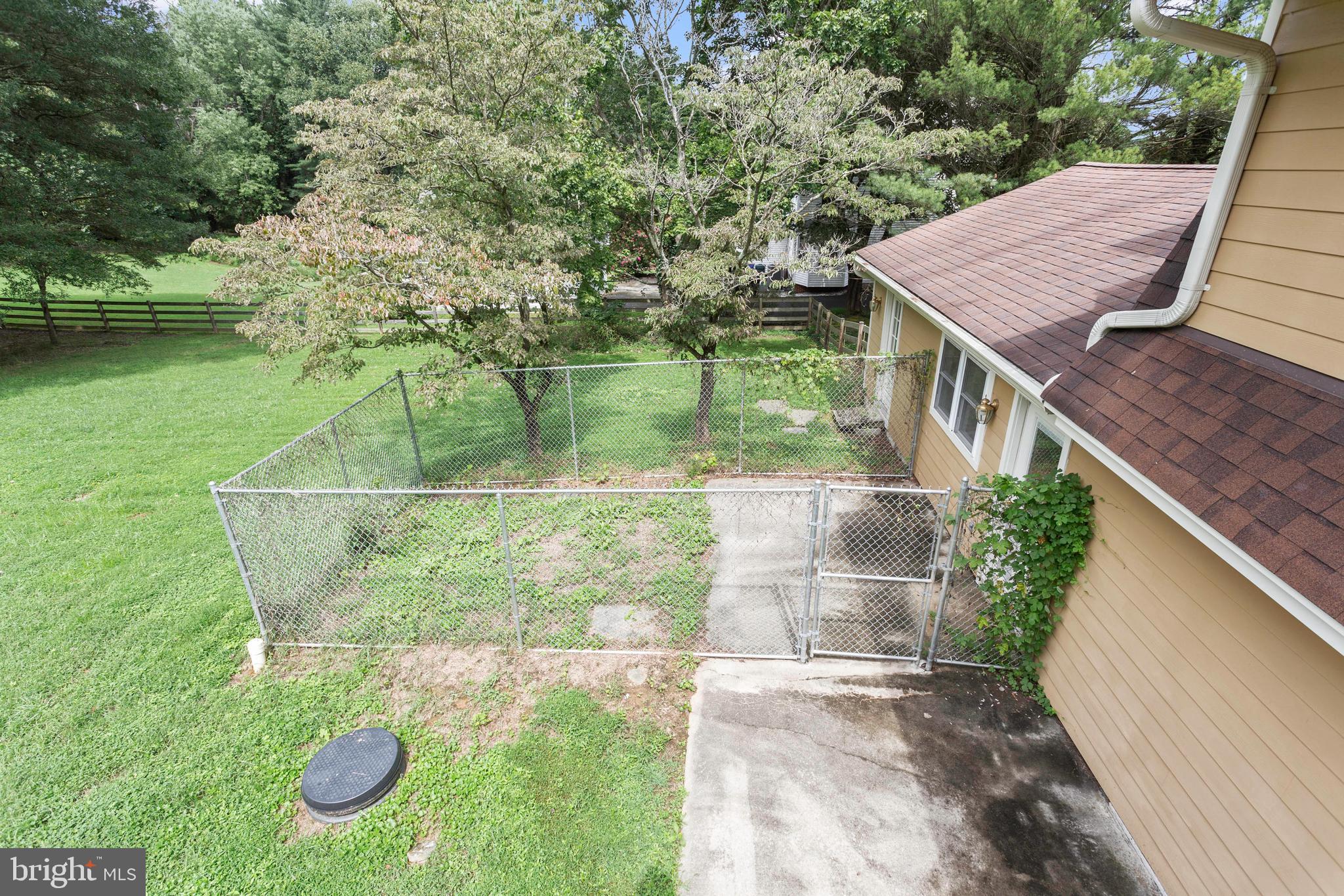 DAISY HILL ESTATES - Residential