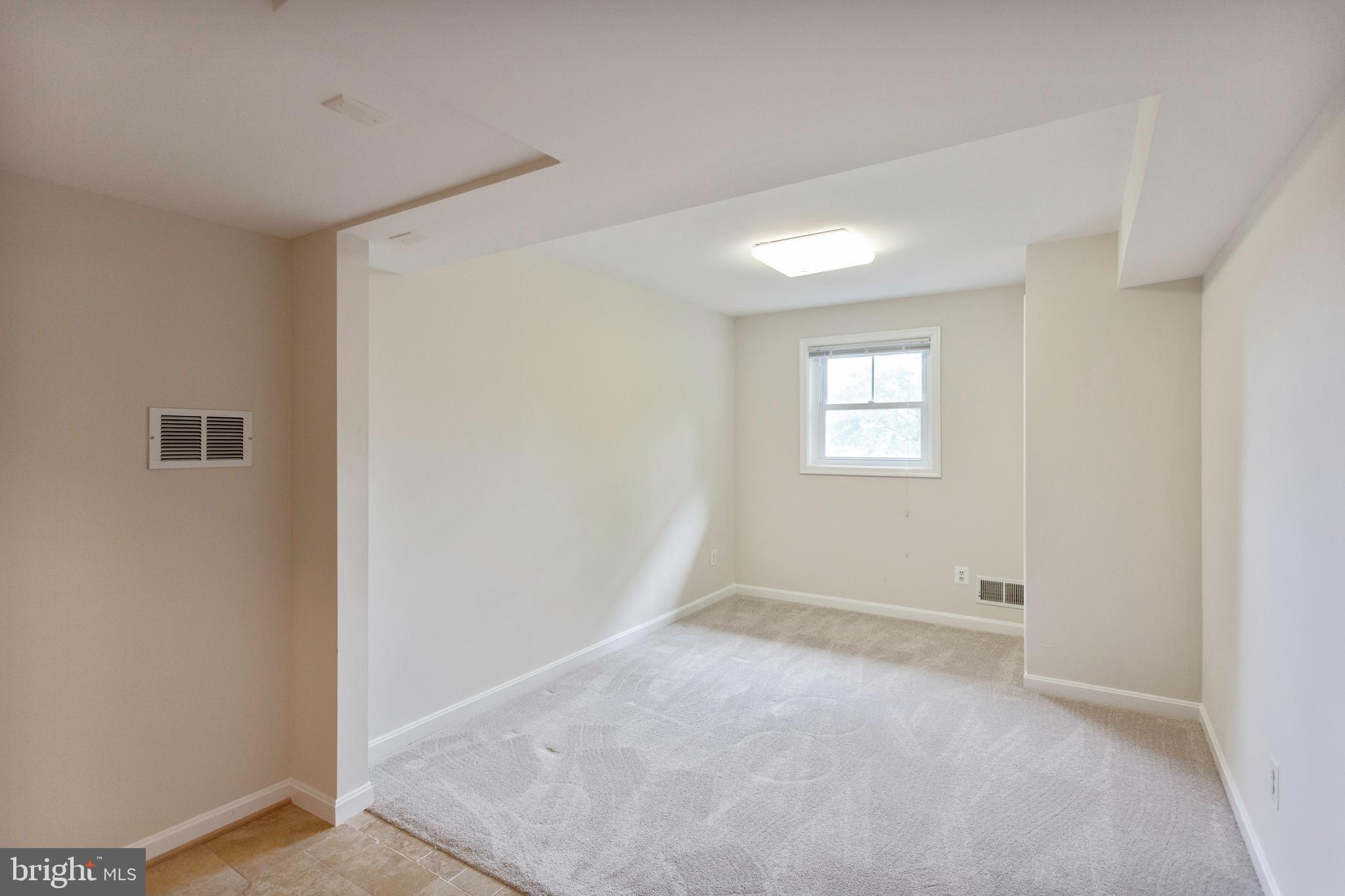 DAISY HILL ESTATES - Residential