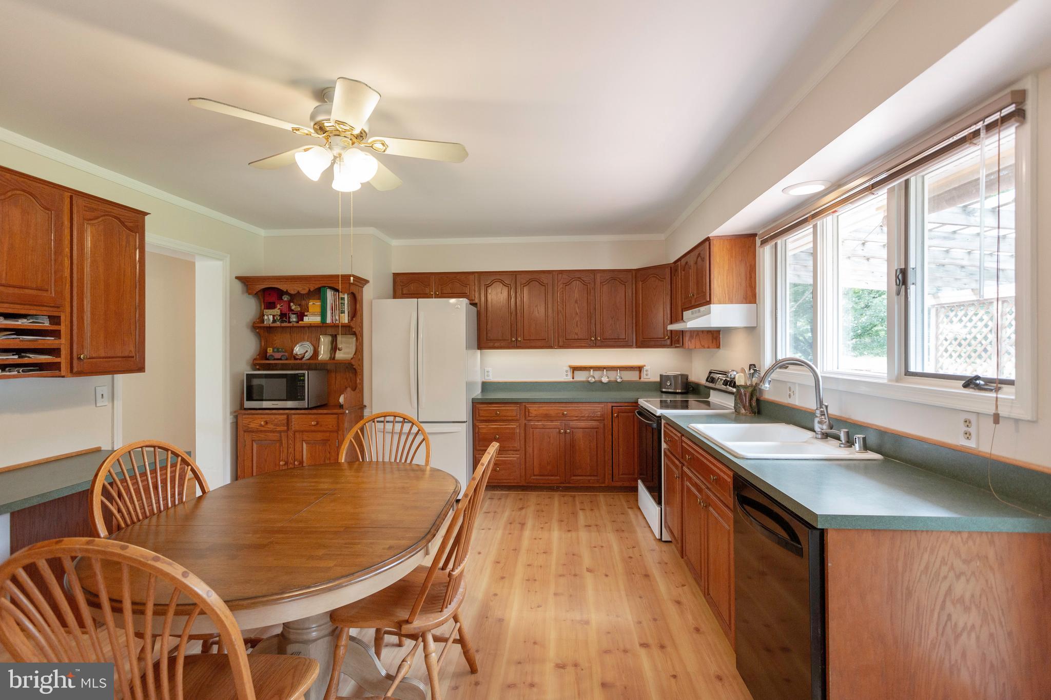 DAISY HILL ESTATES - Residential