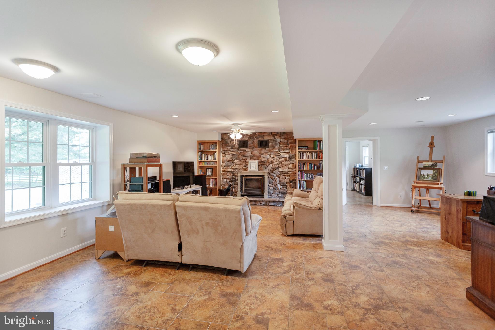 DAISY HILL ESTATES - Residential