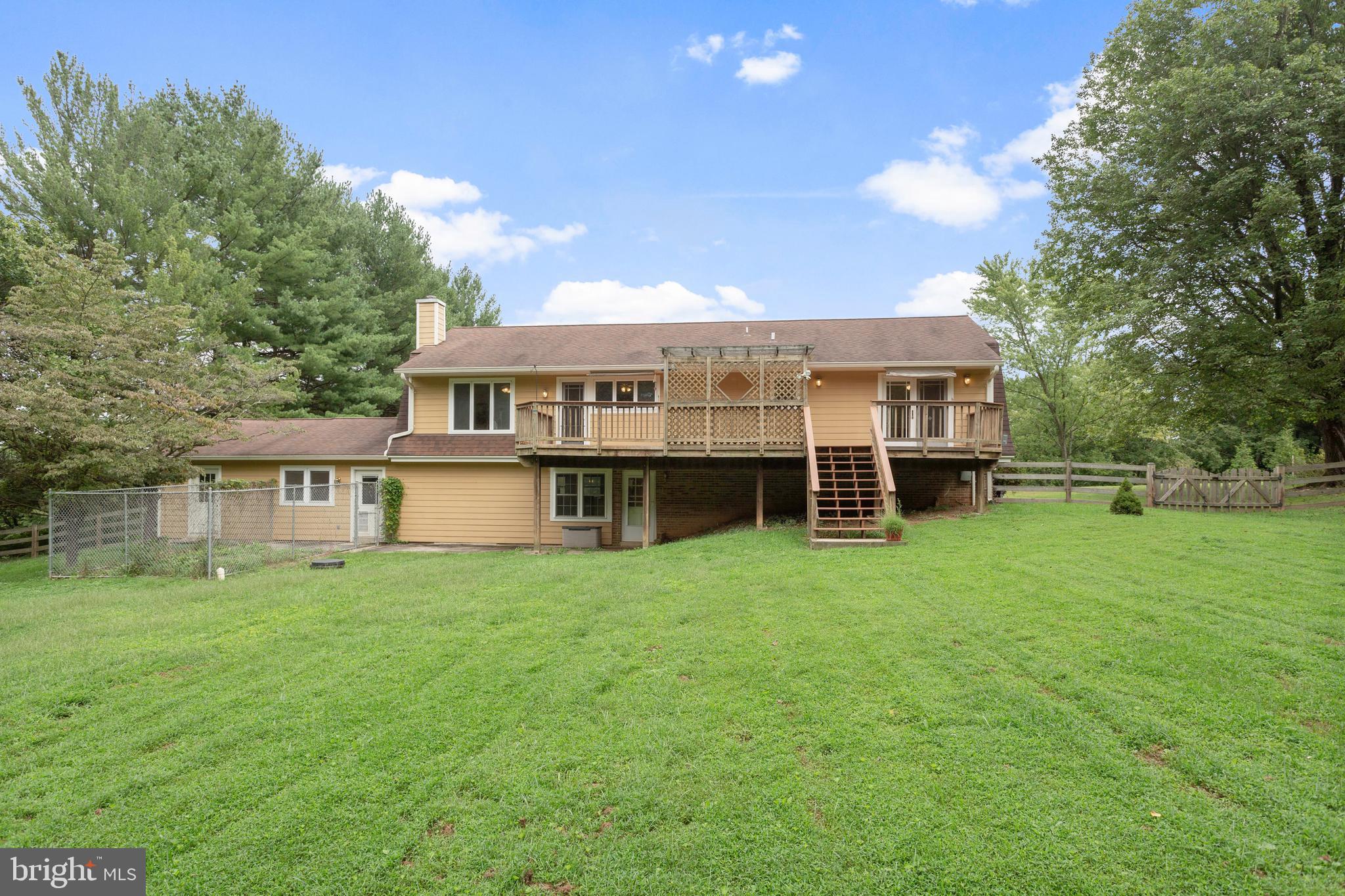 DAISY HILL ESTATES - Residential