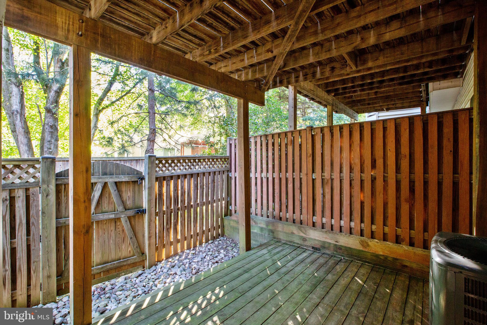 STONE CREEK CROSSING - Residential Lease