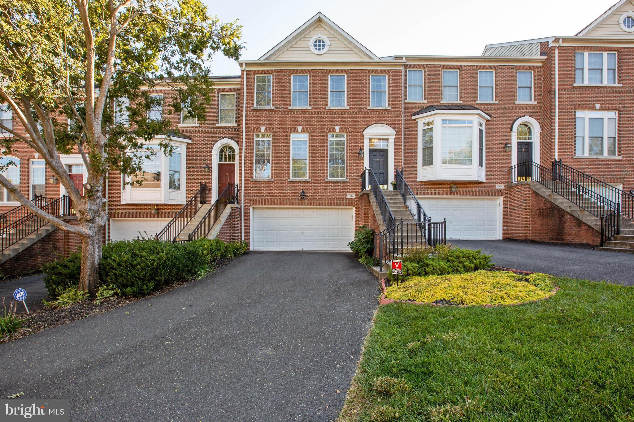 STONE CREEK CROSSING - Residential Lease