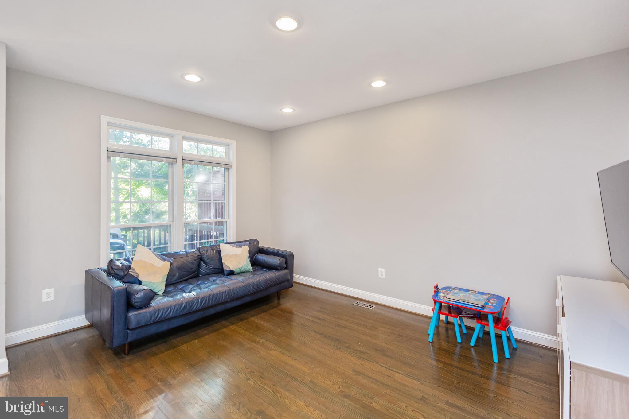 STONE CREEK CROSSING - Residential Lease