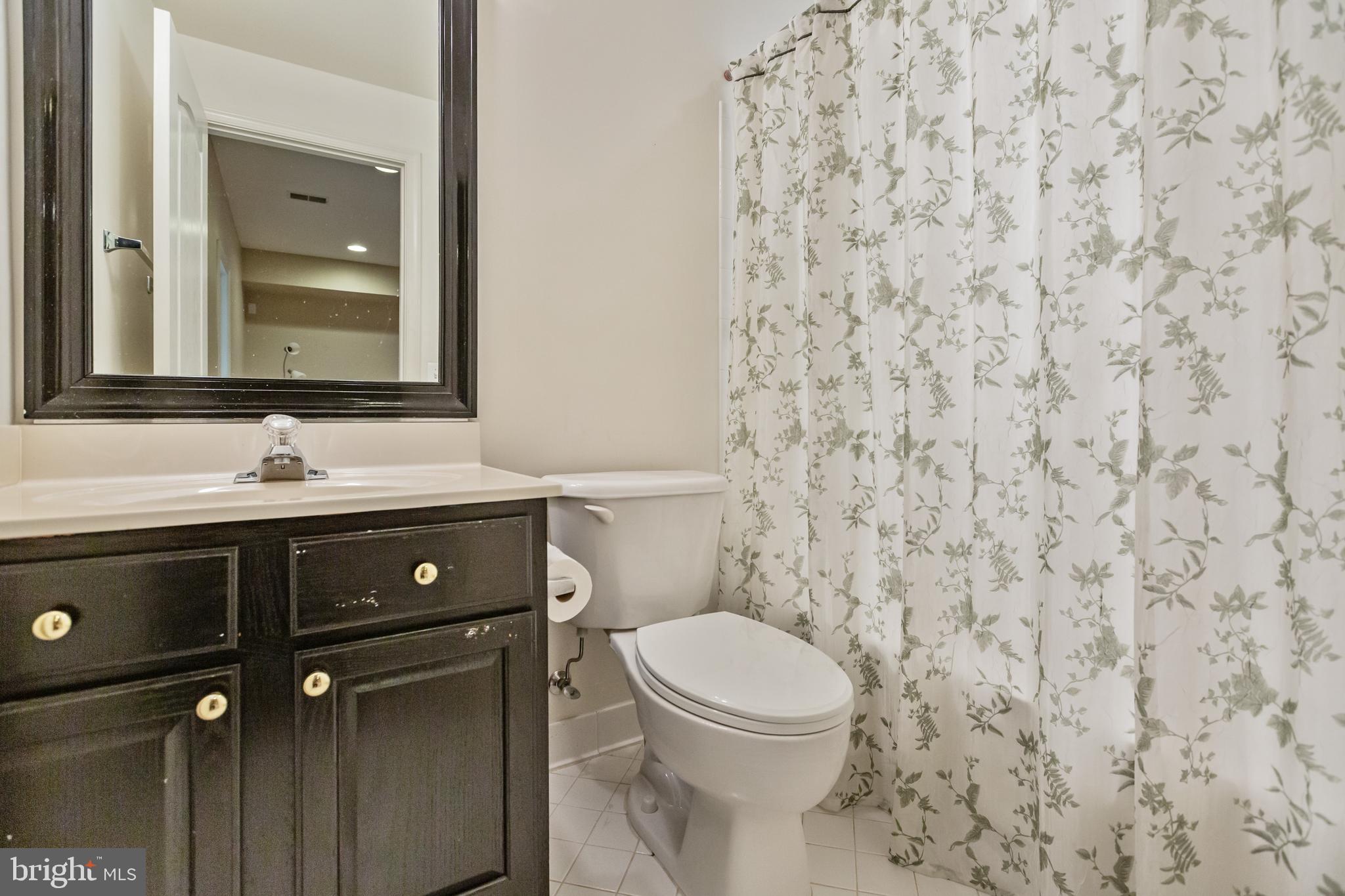 STONE CREEK CROSSING - Residential Lease