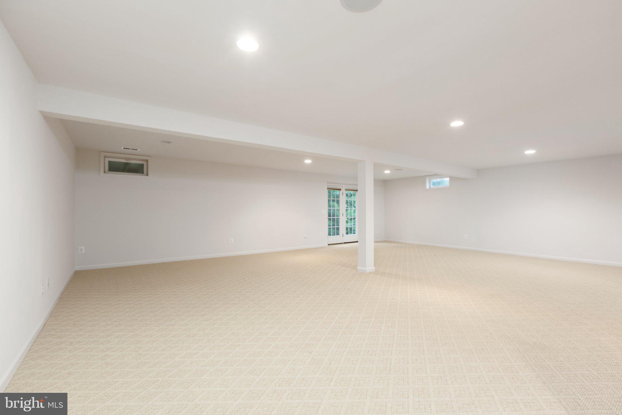 VIRGINIA HERITAGE AT LEE'S PARK - Residential