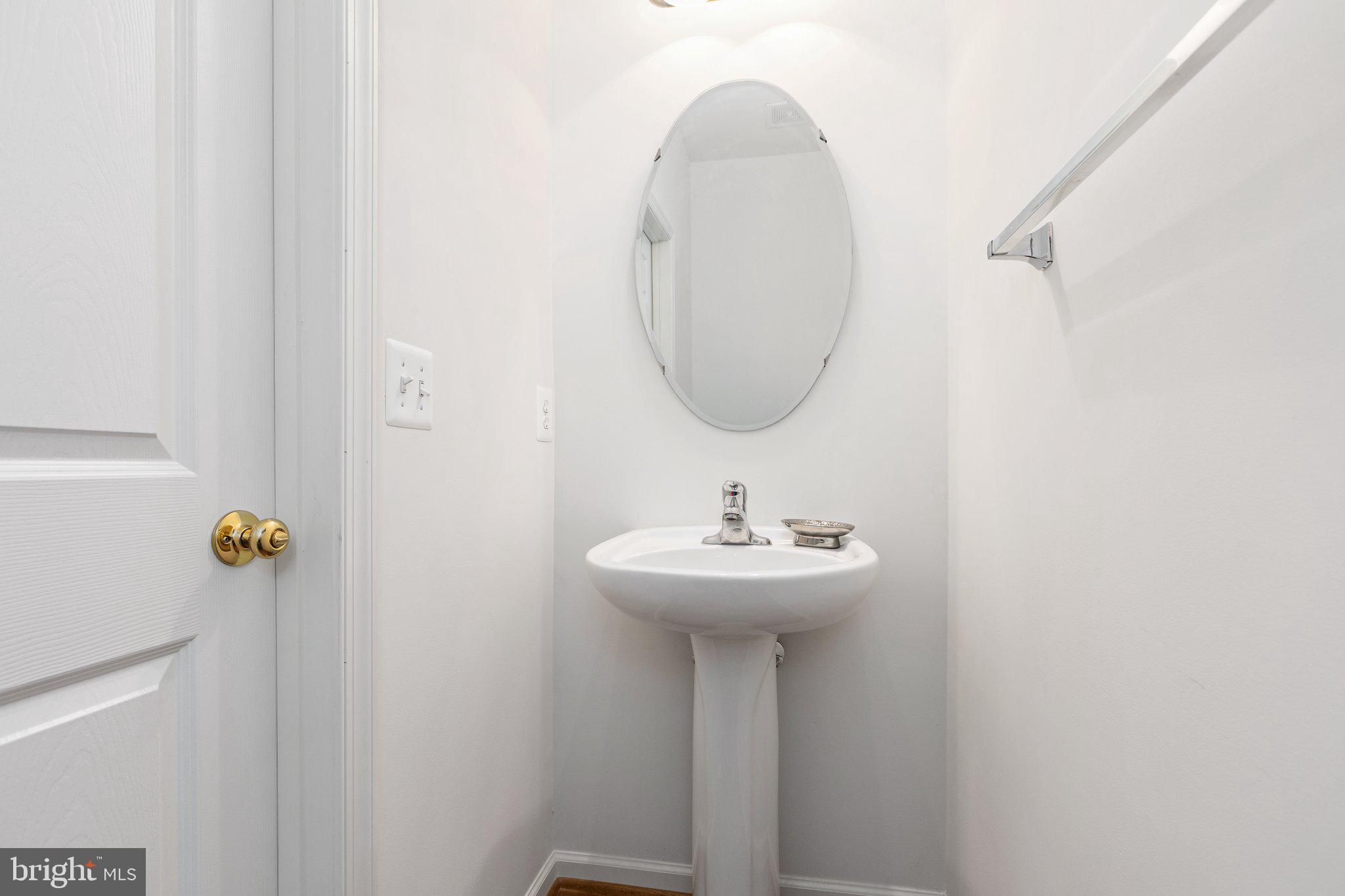 VIRGINIA HERITAGE AT LEE'S PARK - Residential