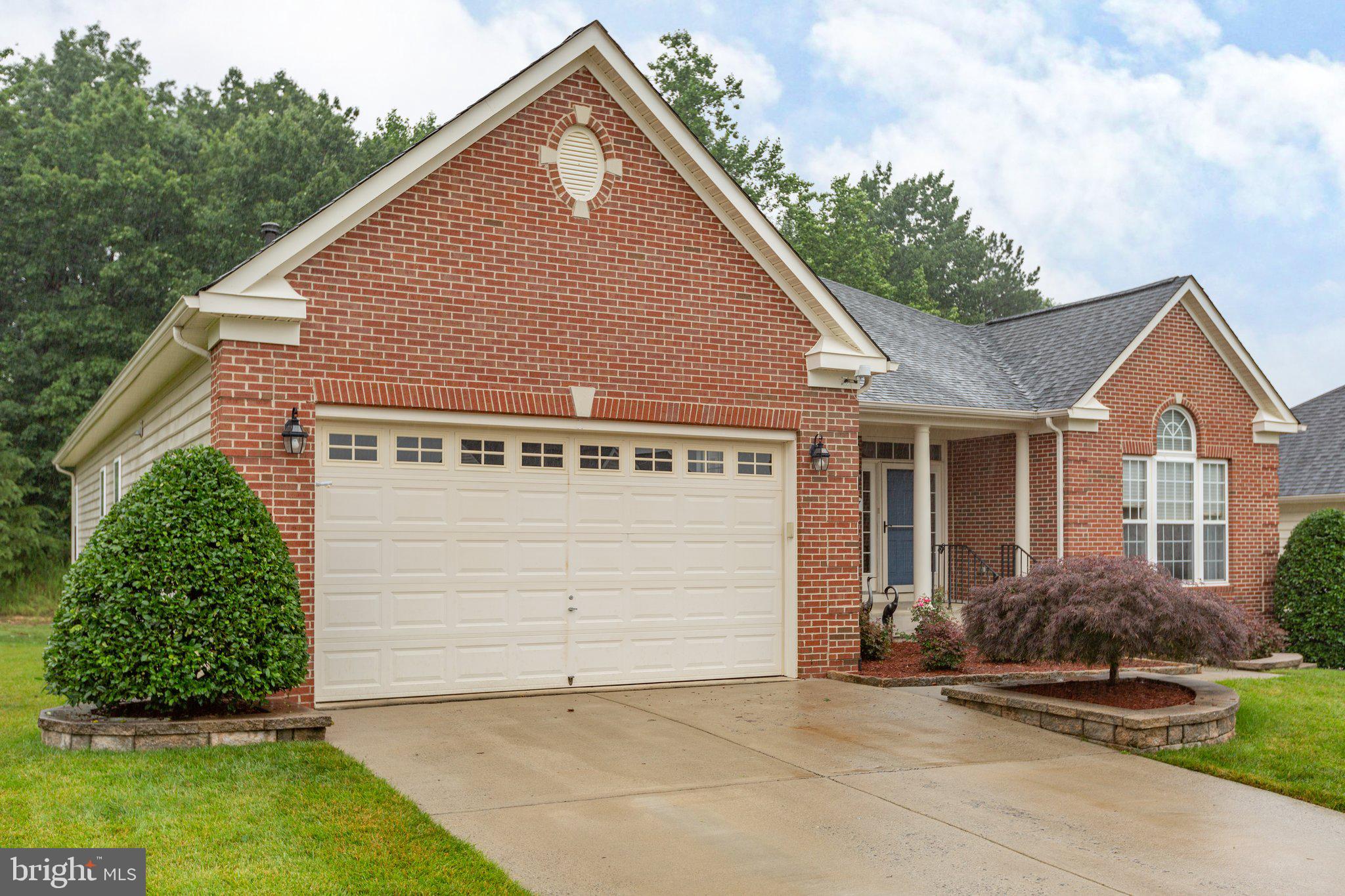 VIRGINIA HERITAGE AT LEE'S PARK - Residential