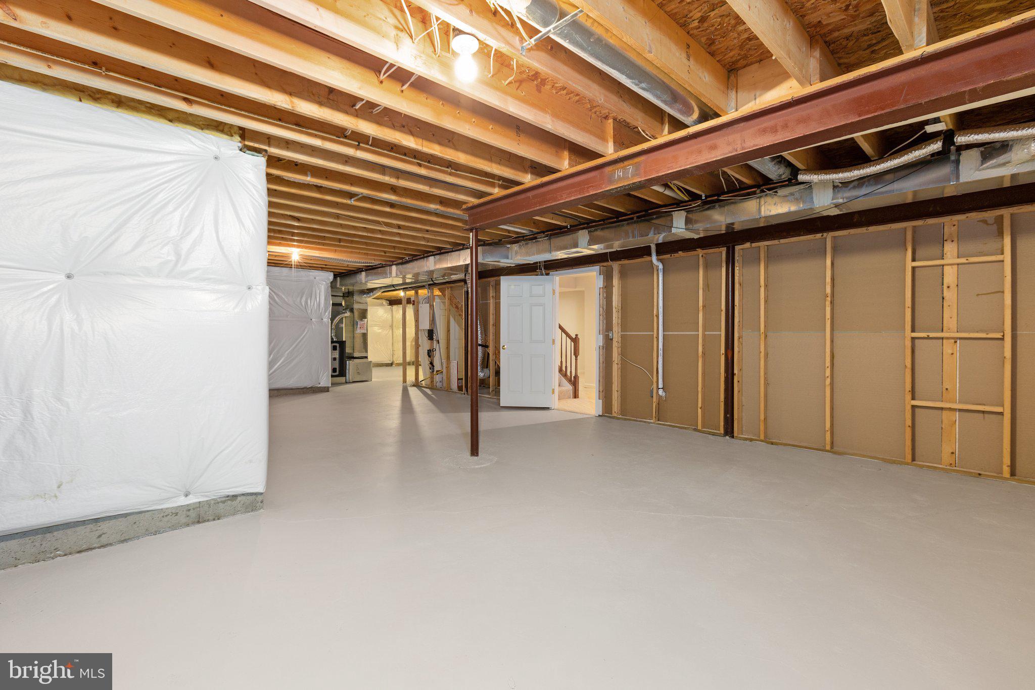 VIRGINIA HERITAGE AT LEE'S PARK - Residential