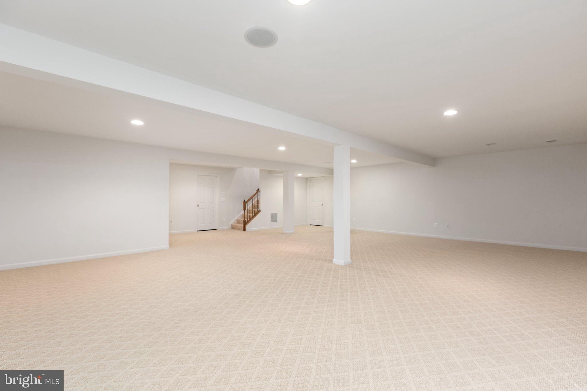 VIRGINIA HERITAGE AT LEE'S PARK - Residential