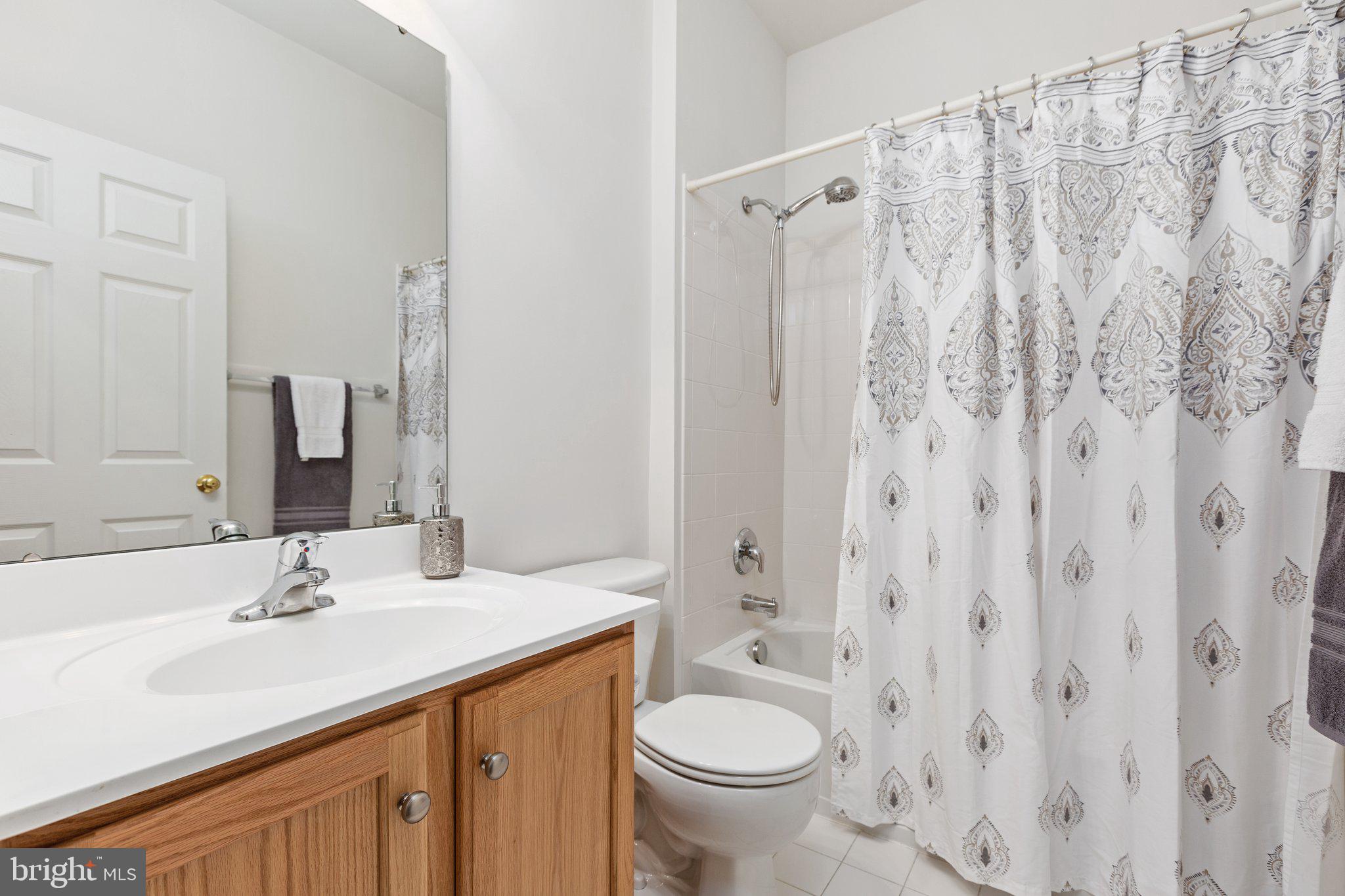 VIRGINIA HERITAGE AT LEE'S PARK - Residential