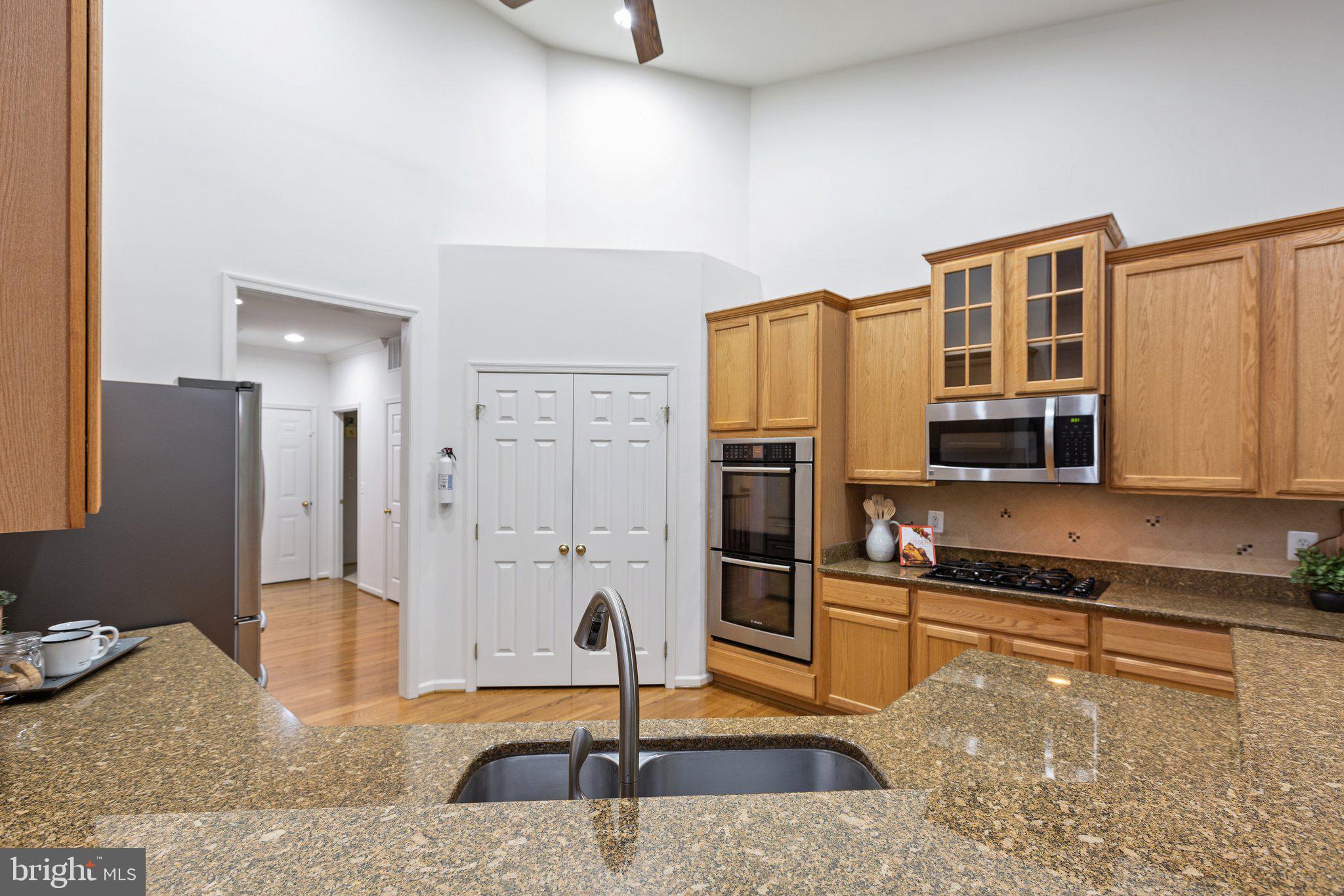 VIRGINIA HERITAGE AT LEE'S PARK - Residential