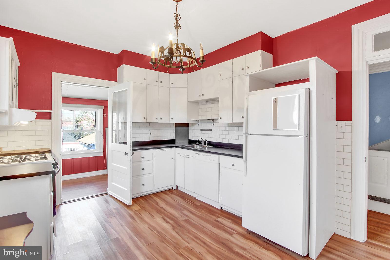 THE AVENUES - Residential