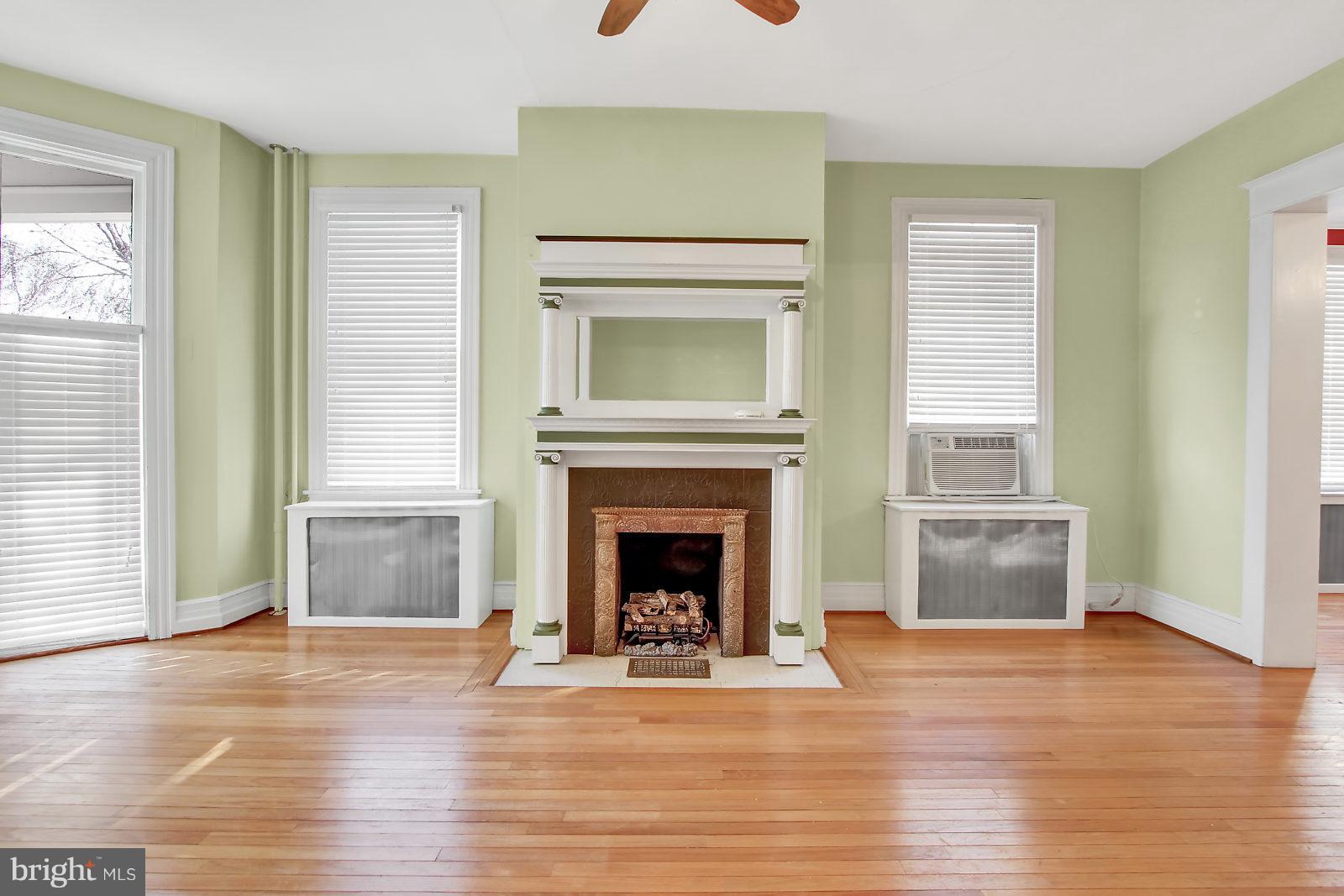 THE AVENUES - Residential