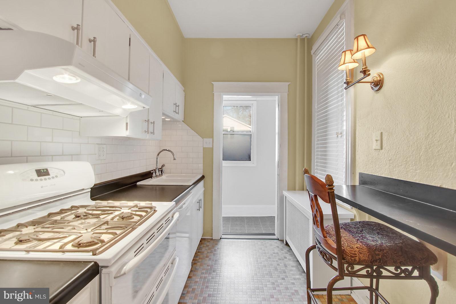 THE AVENUES - Residential