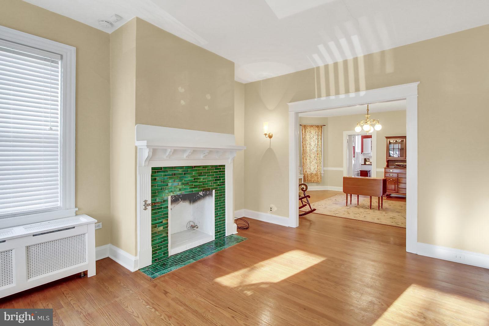 THE AVENUES - Residential