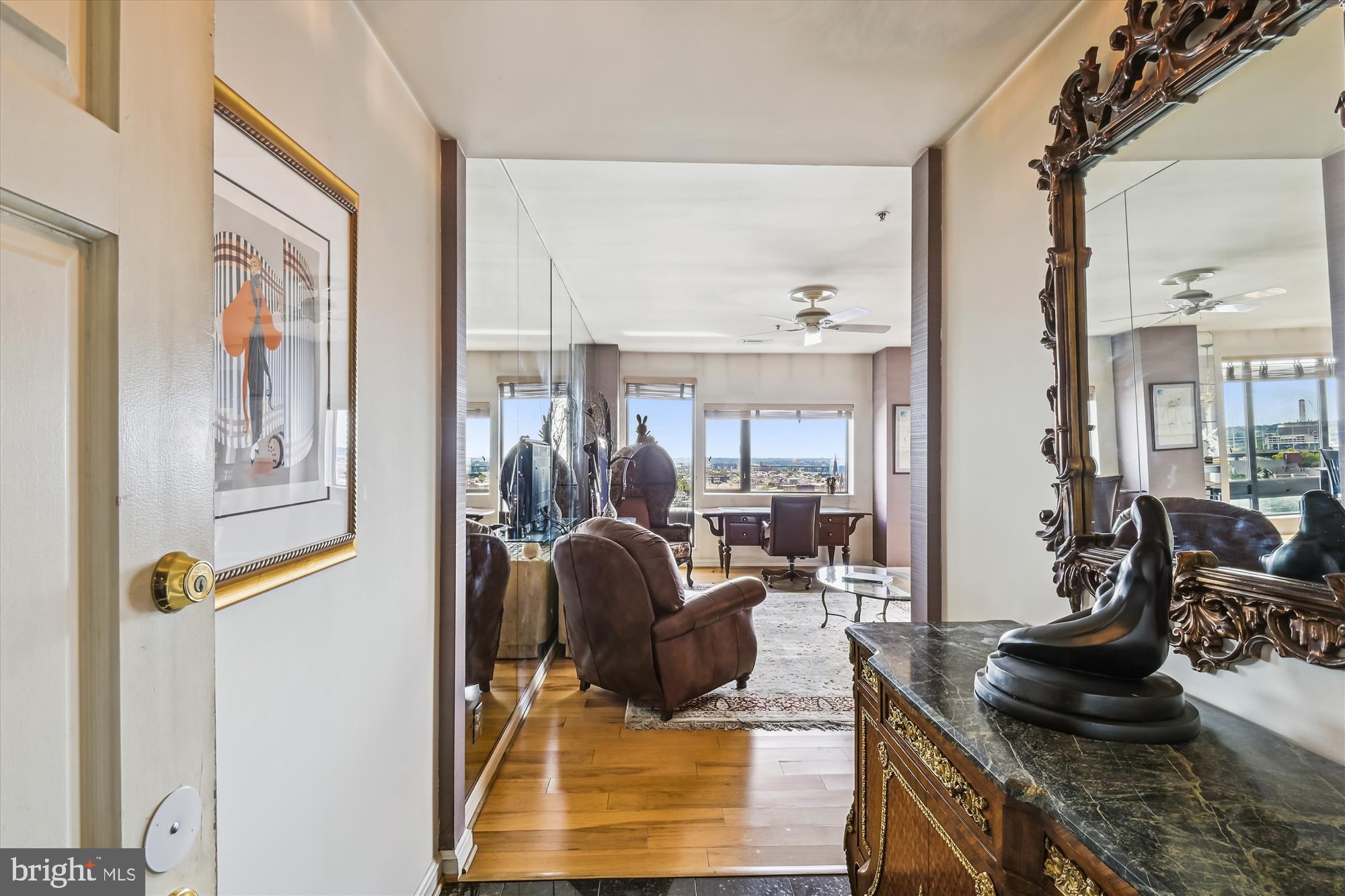 HARBOR COURT CONDOMINIUMS - Residential