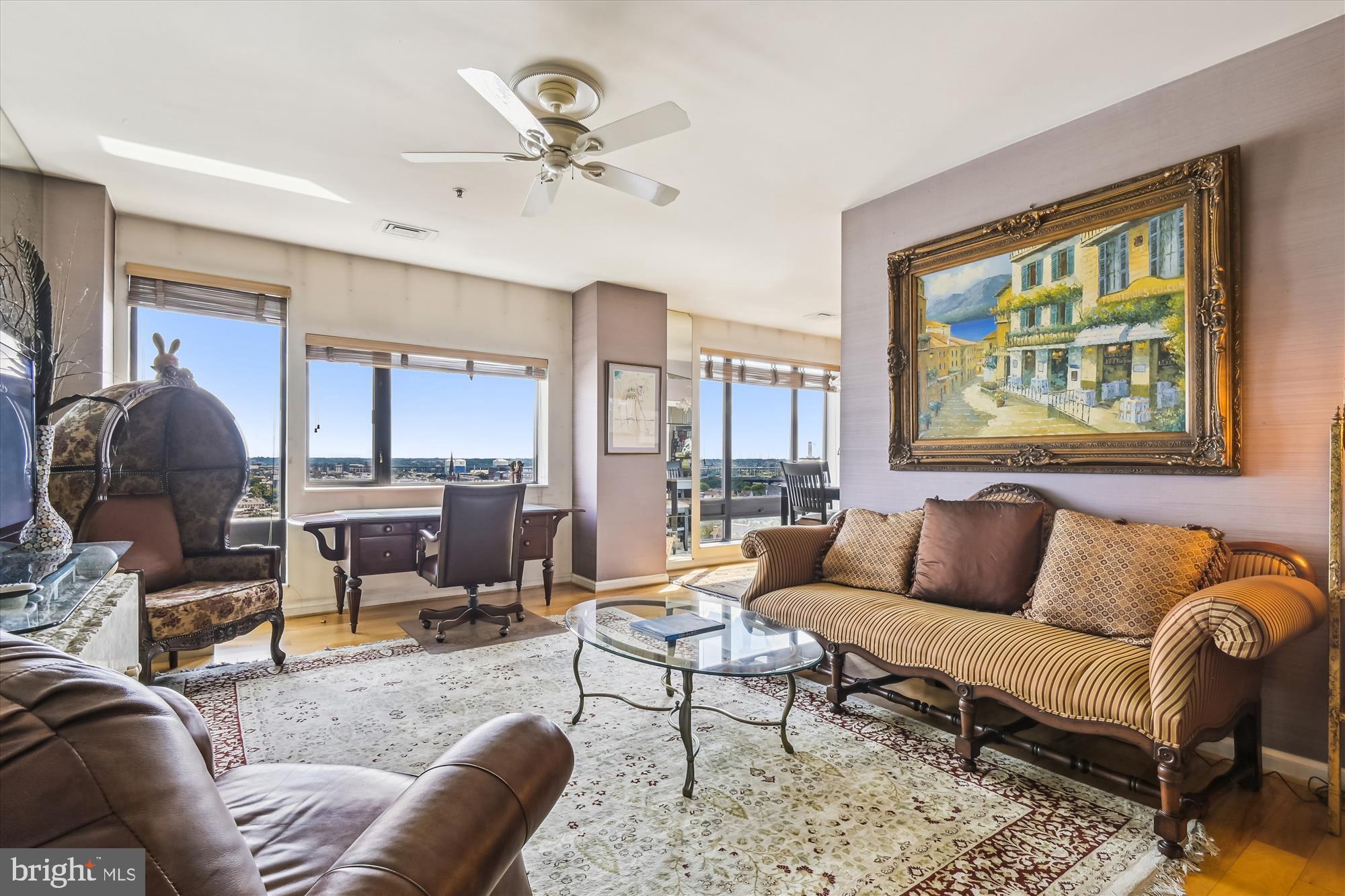 HARBOR COURT CONDOMINIUMS - Residential