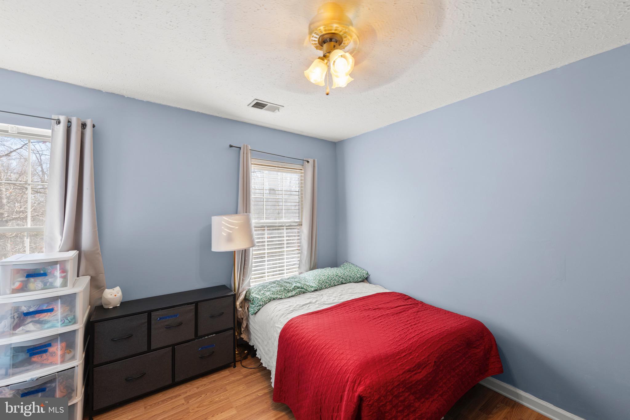 LAKE HOLIDAY ESTATES - Residential