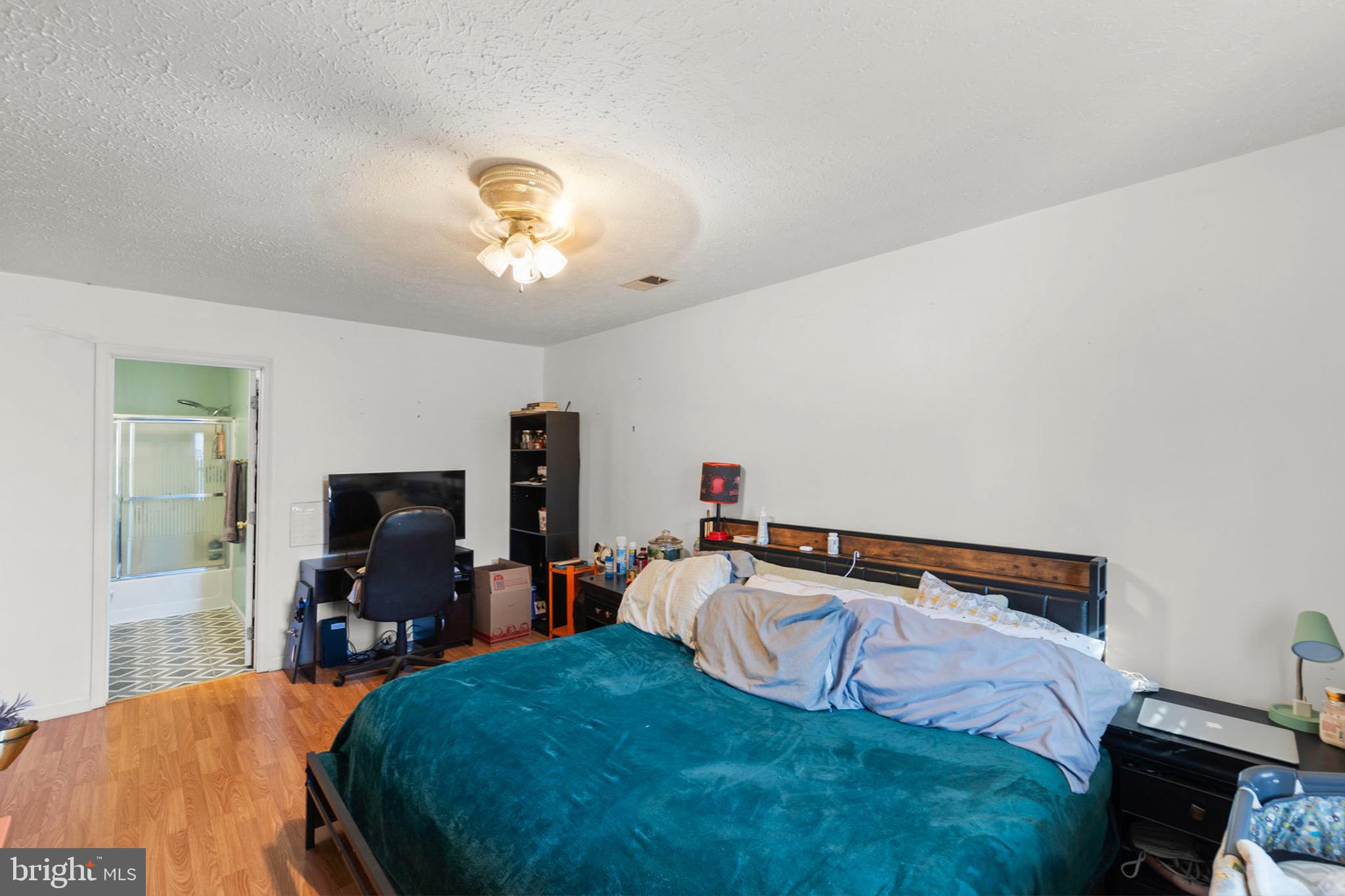 LAKE HOLIDAY ESTATES - Residential