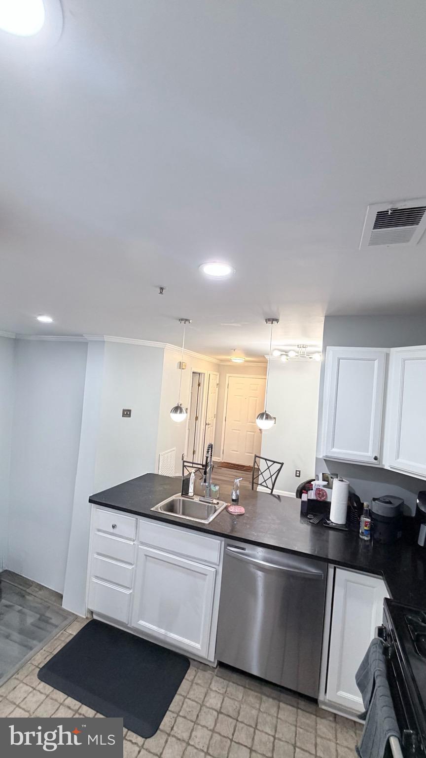 SUMMERHOUSE CONDO - Residential