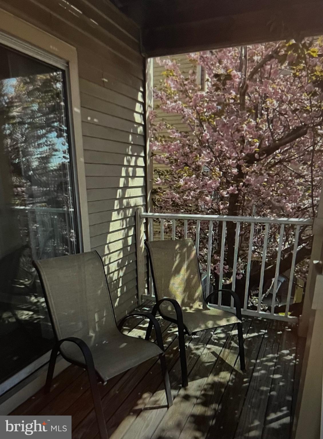 SUMMERHOUSE CONDO - Residential