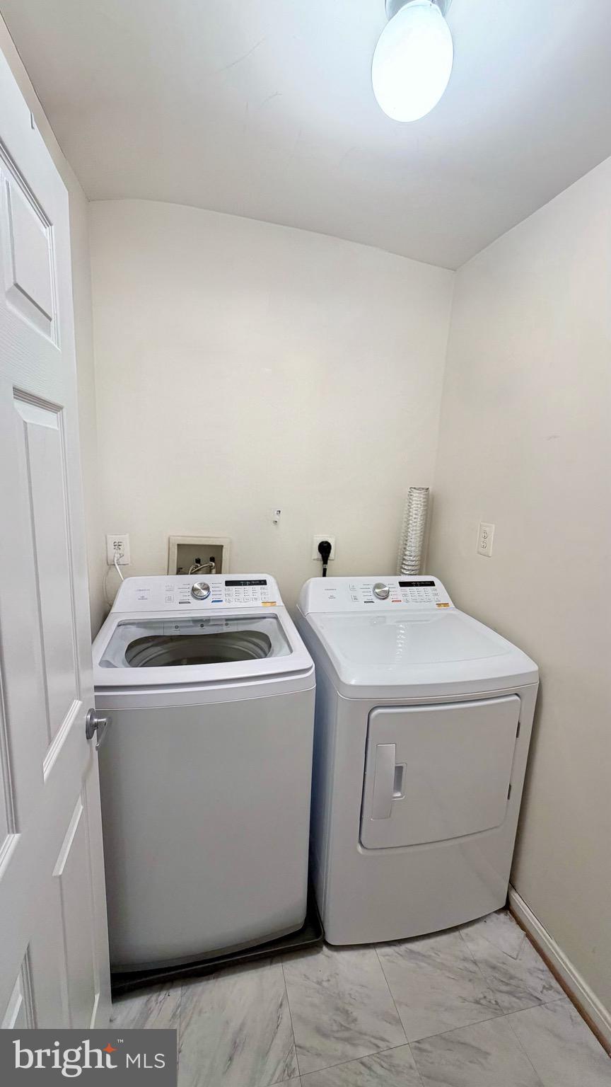 SUMMERHOUSE CONDO - Residential