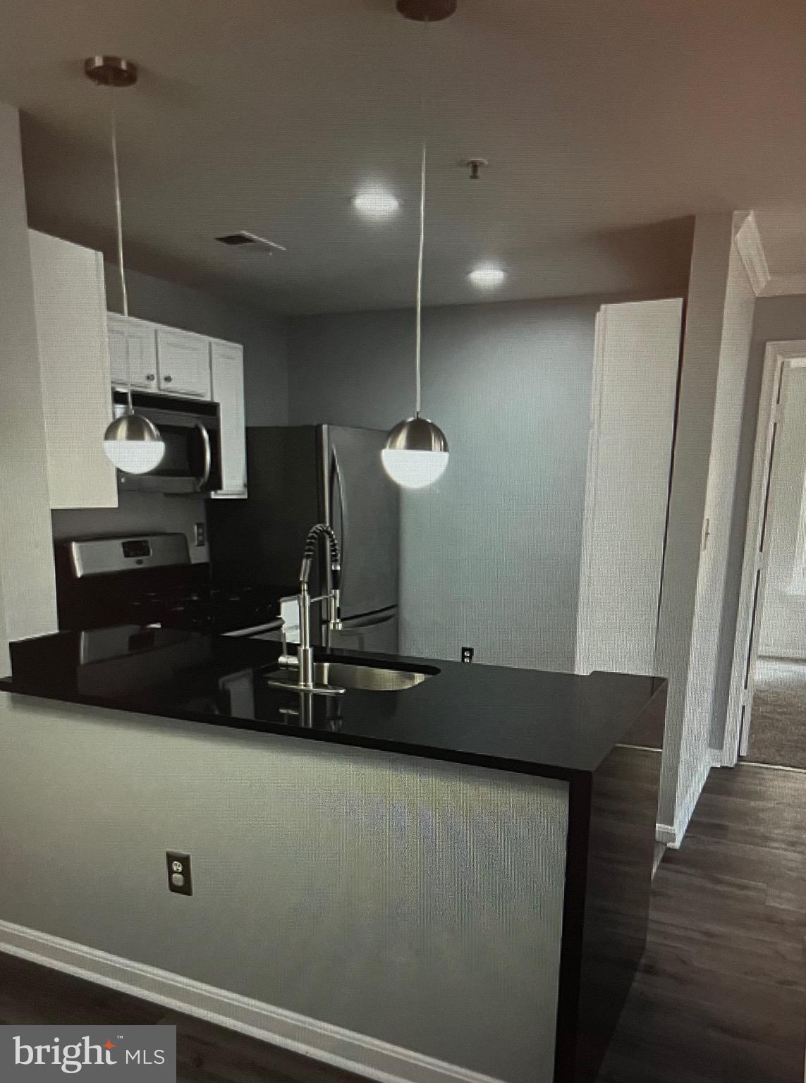 SUMMERHOUSE CONDO - Residential