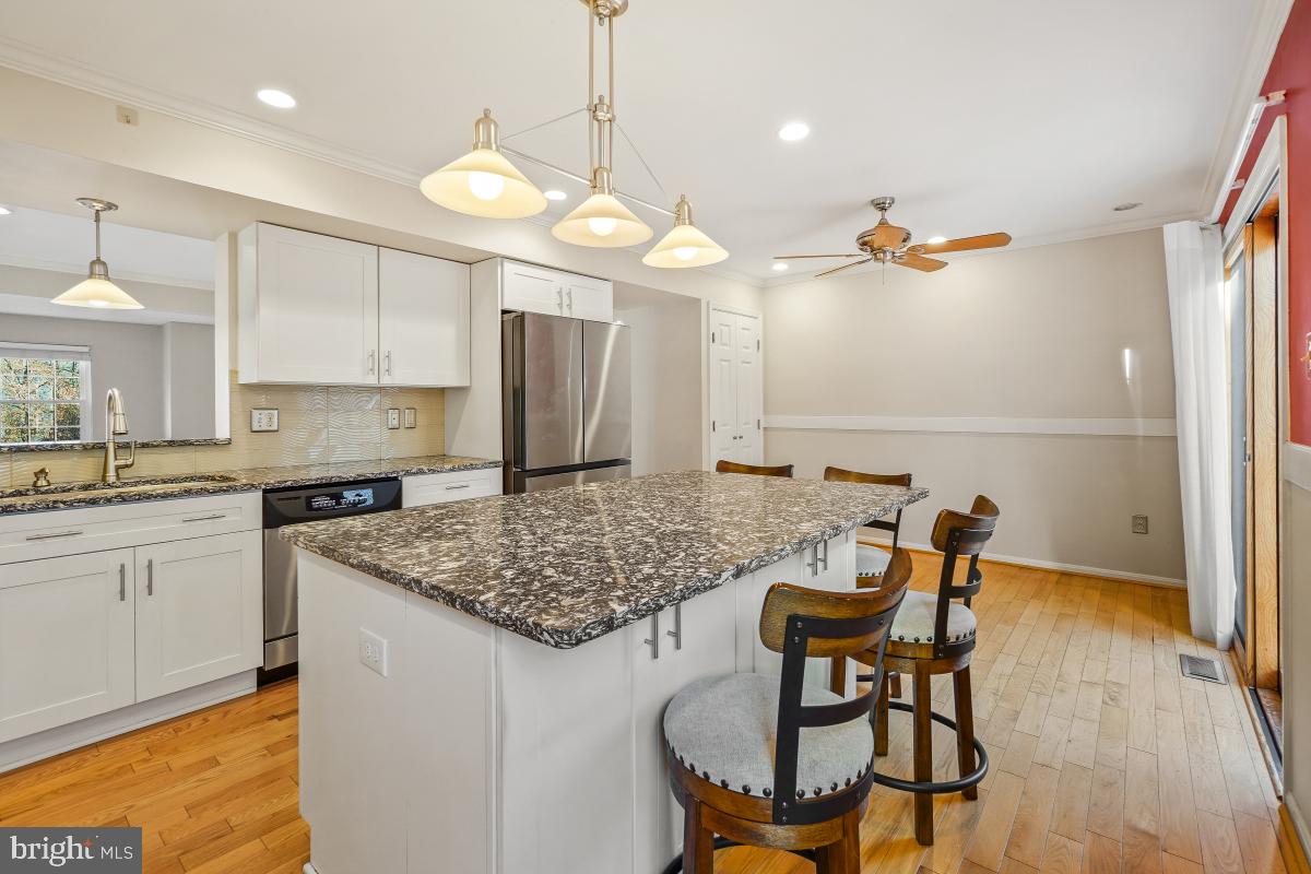 VILLAGE OF DORSEY SEARCH - Residential