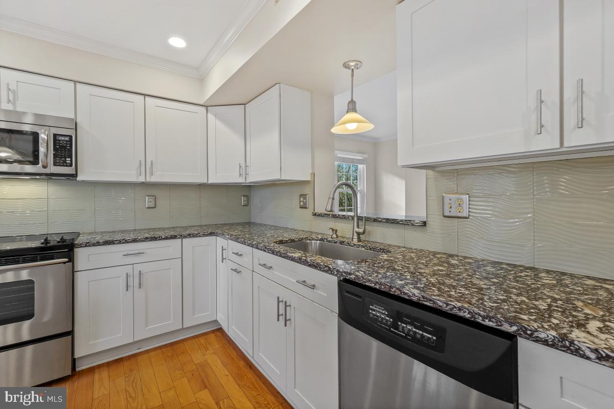 VILLAGE OF DORSEY SEARCH - Residential