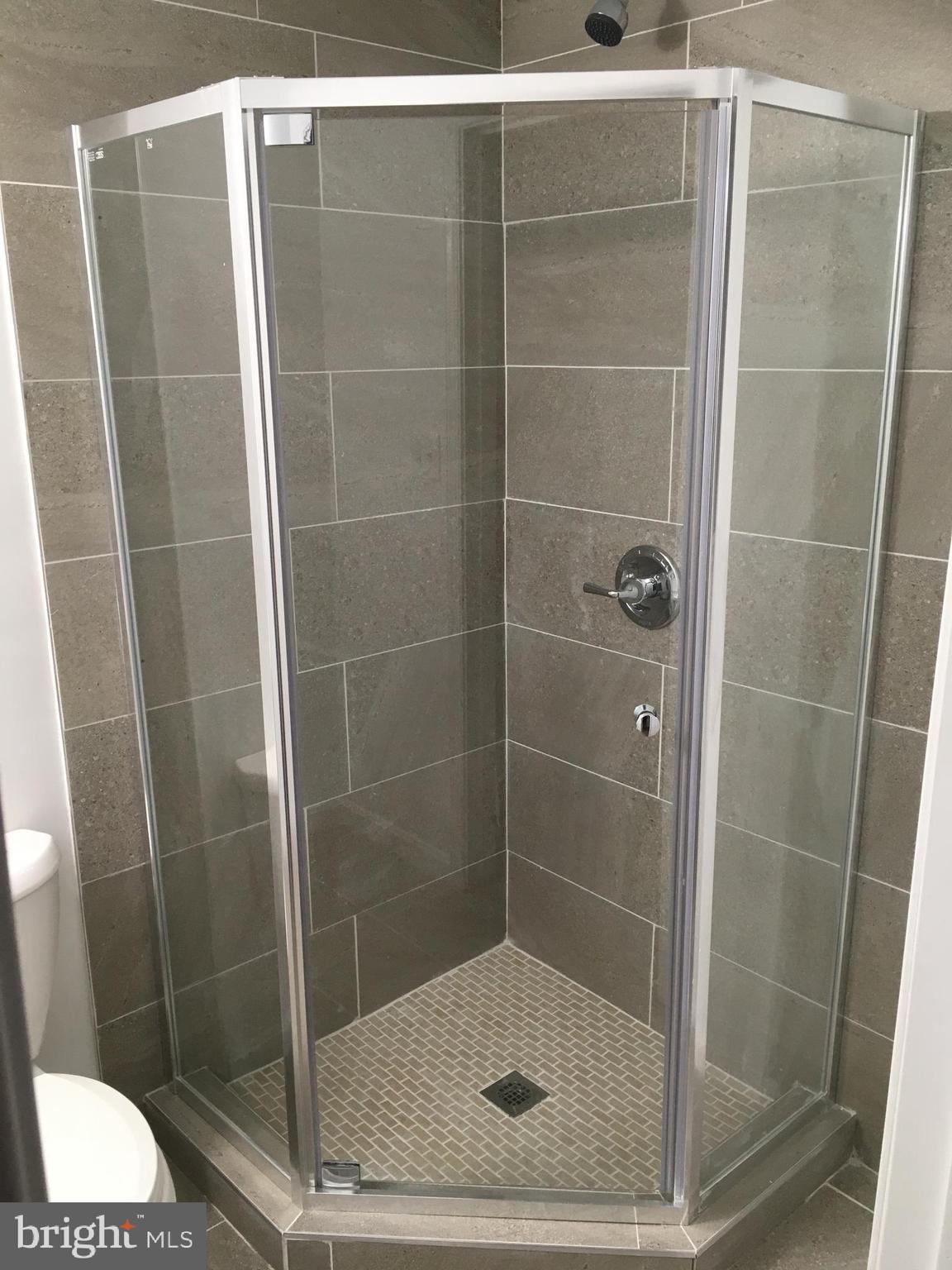 VILLAGE OF OWEN BROWN - Residential