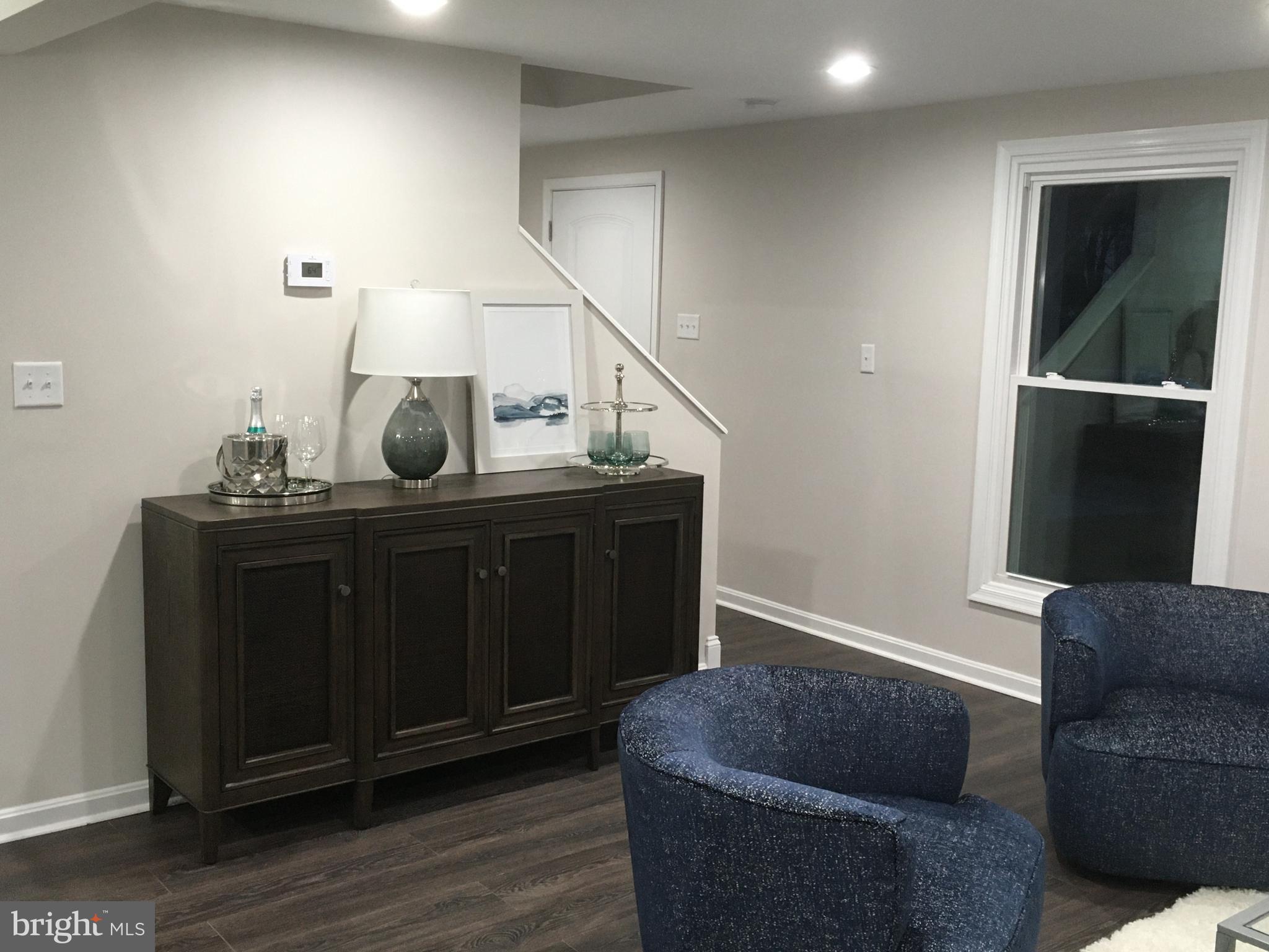 VILLAGE OF OWEN BROWN - Residential