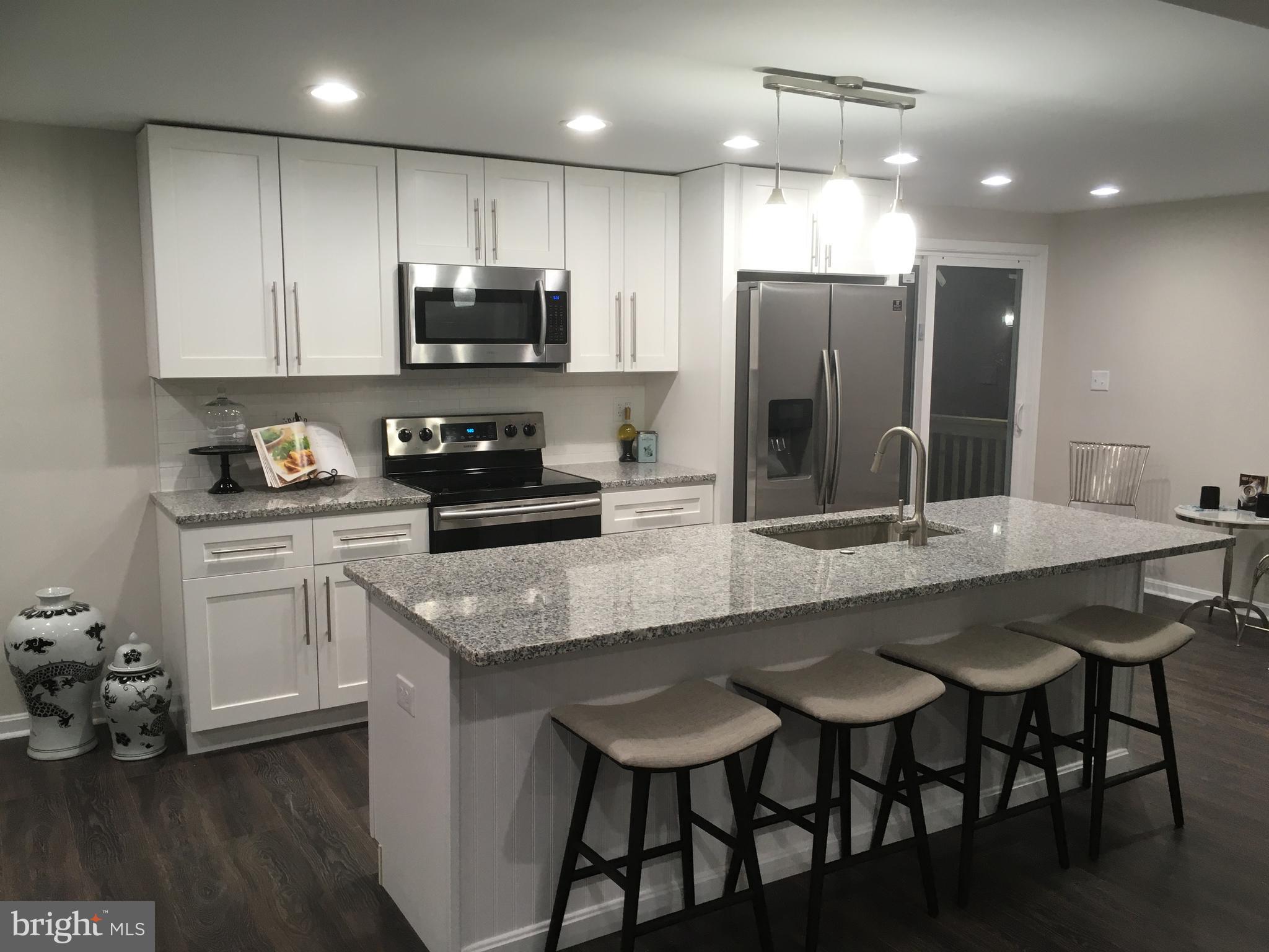 VILLAGE OF OWEN BROWN - Residential