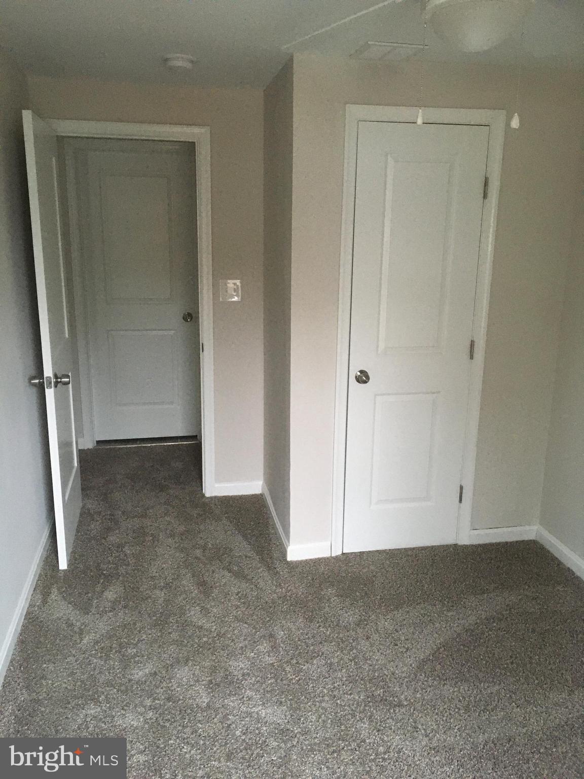 VILLAGE OF OWEN BROWN - Residential