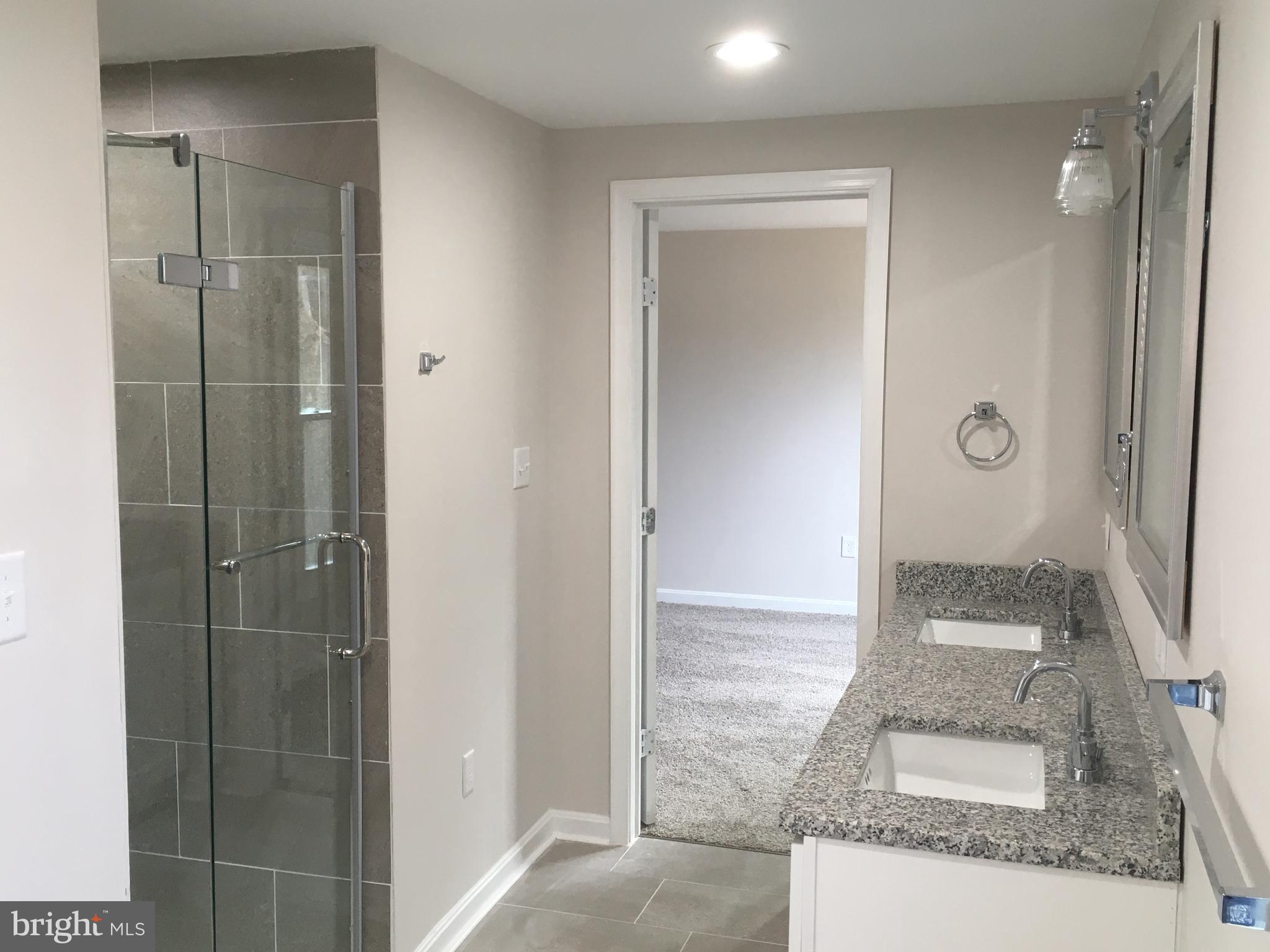 VILLAGE OF OWEN BROWN - Residential