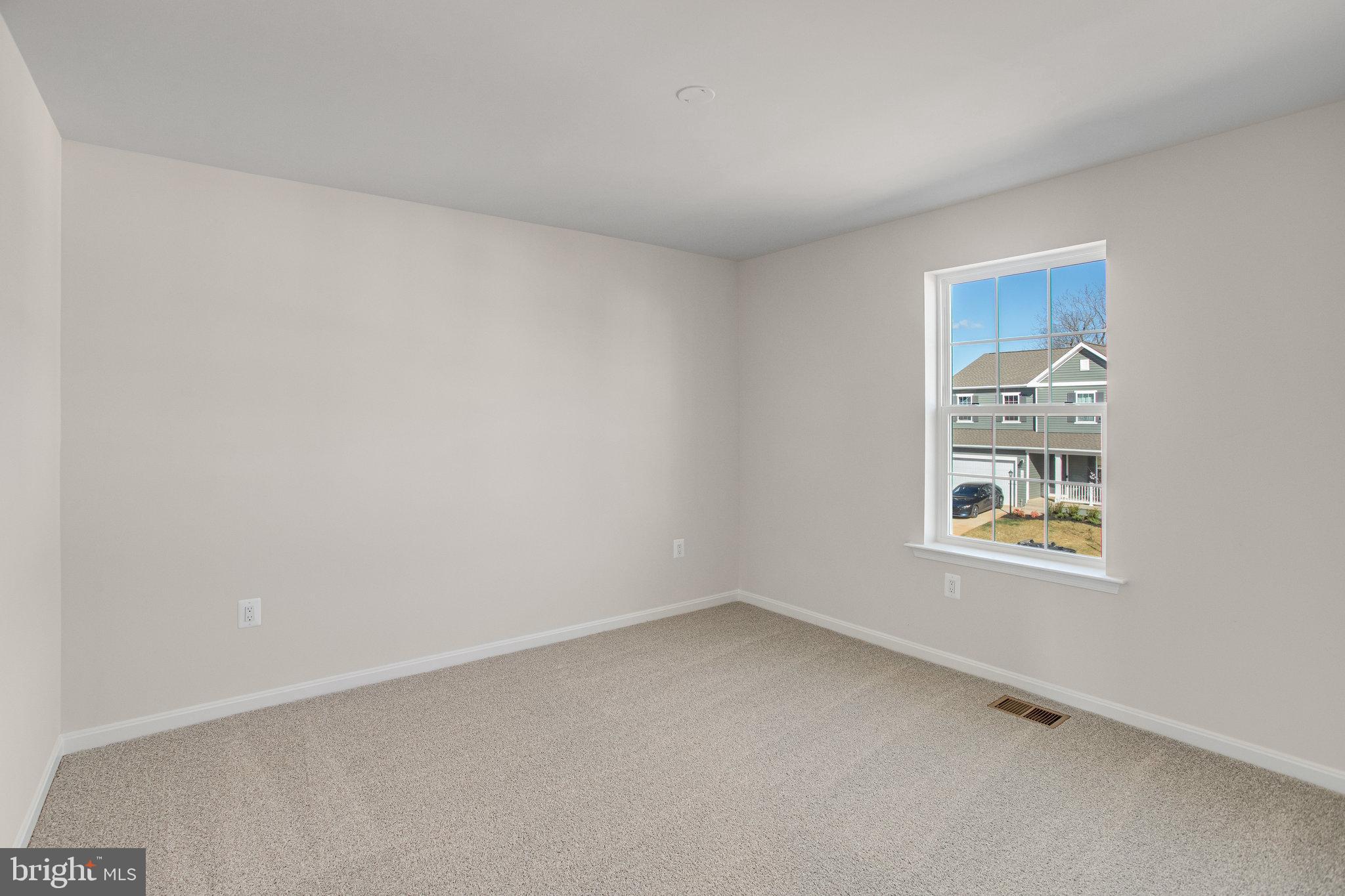 SEASONS AT ROUND MILL MEADOWS - Residential