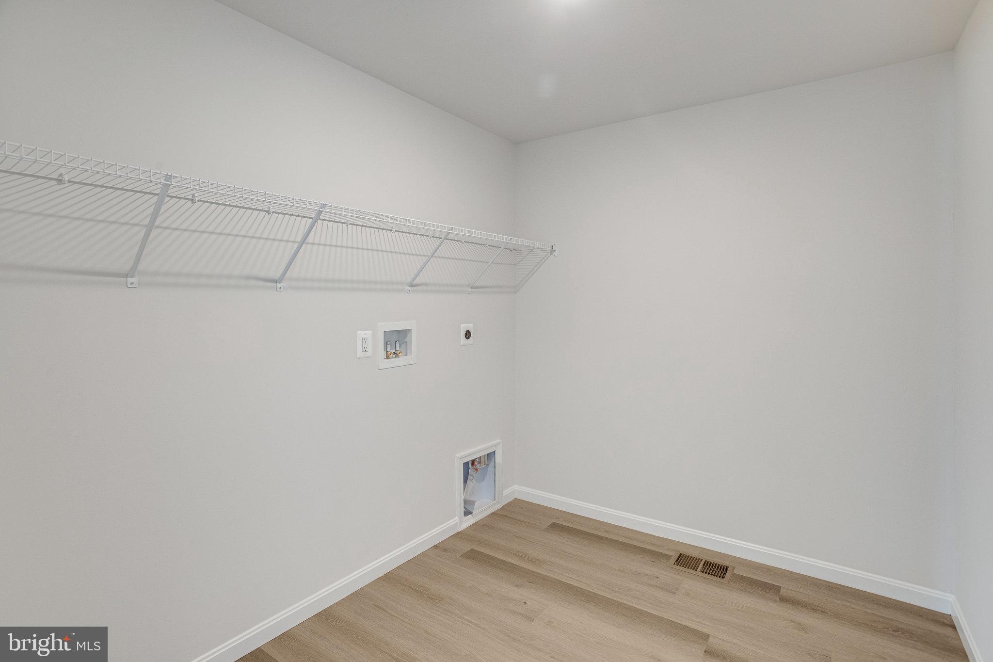 SEASONS AT ROUND MILL MEADOWS - Residential