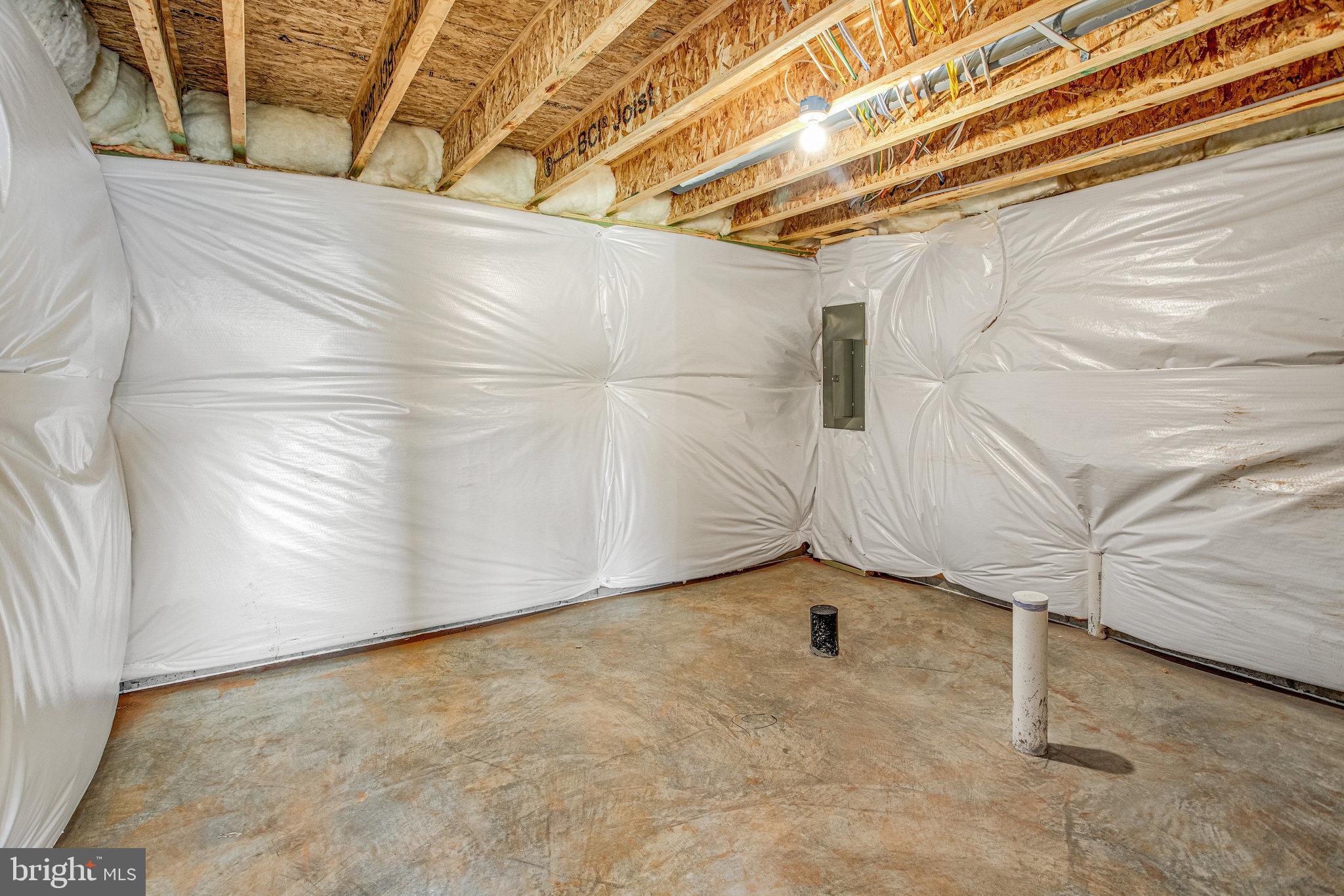 SEASONS AT ROUND MILL MEADOWS - Residential