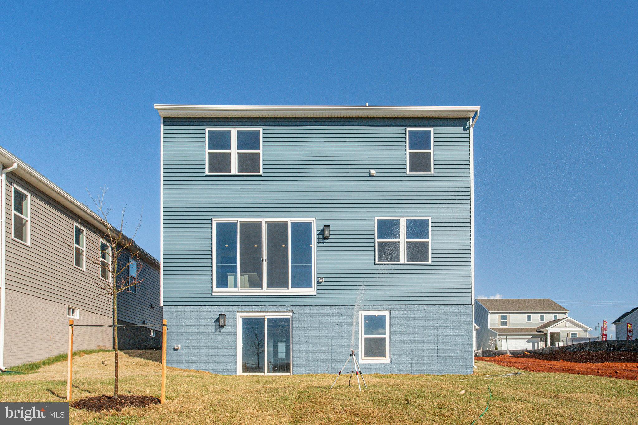 SEASONS AT ROUND MILL MEADOWS - Residential