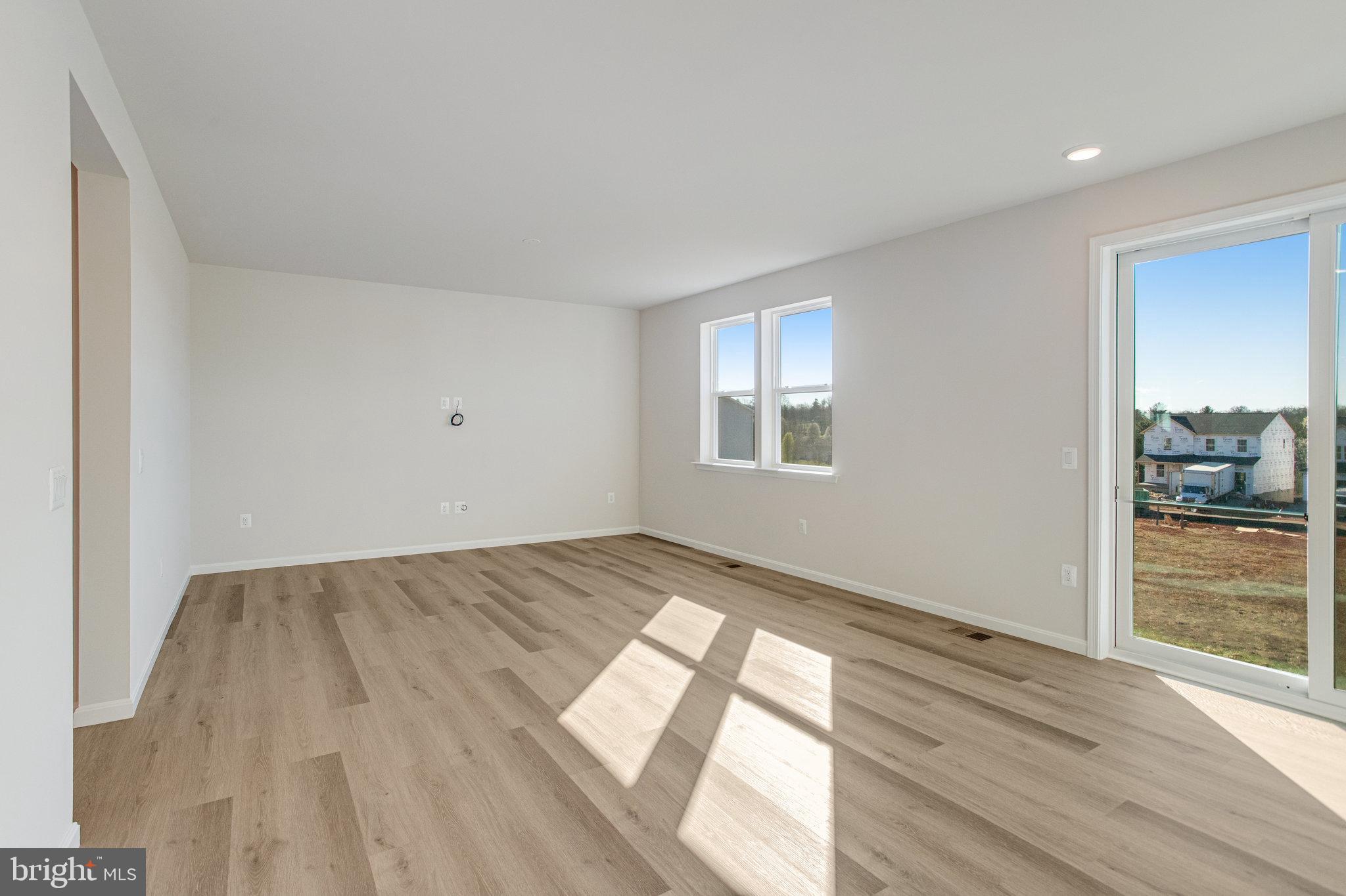 SEASONS AT ROUND MILL MEADOWS - Residential