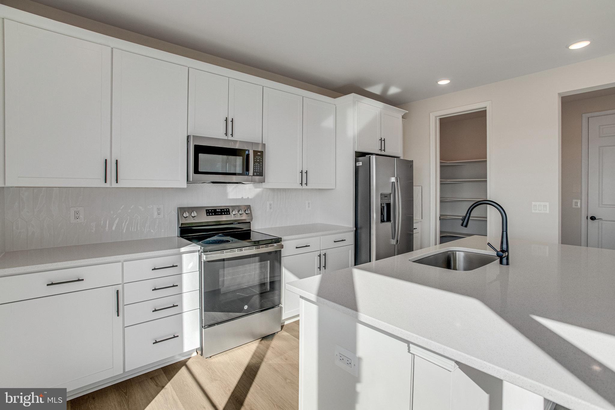 SEASONS AT ROUND MILL MEADOWS - Residential